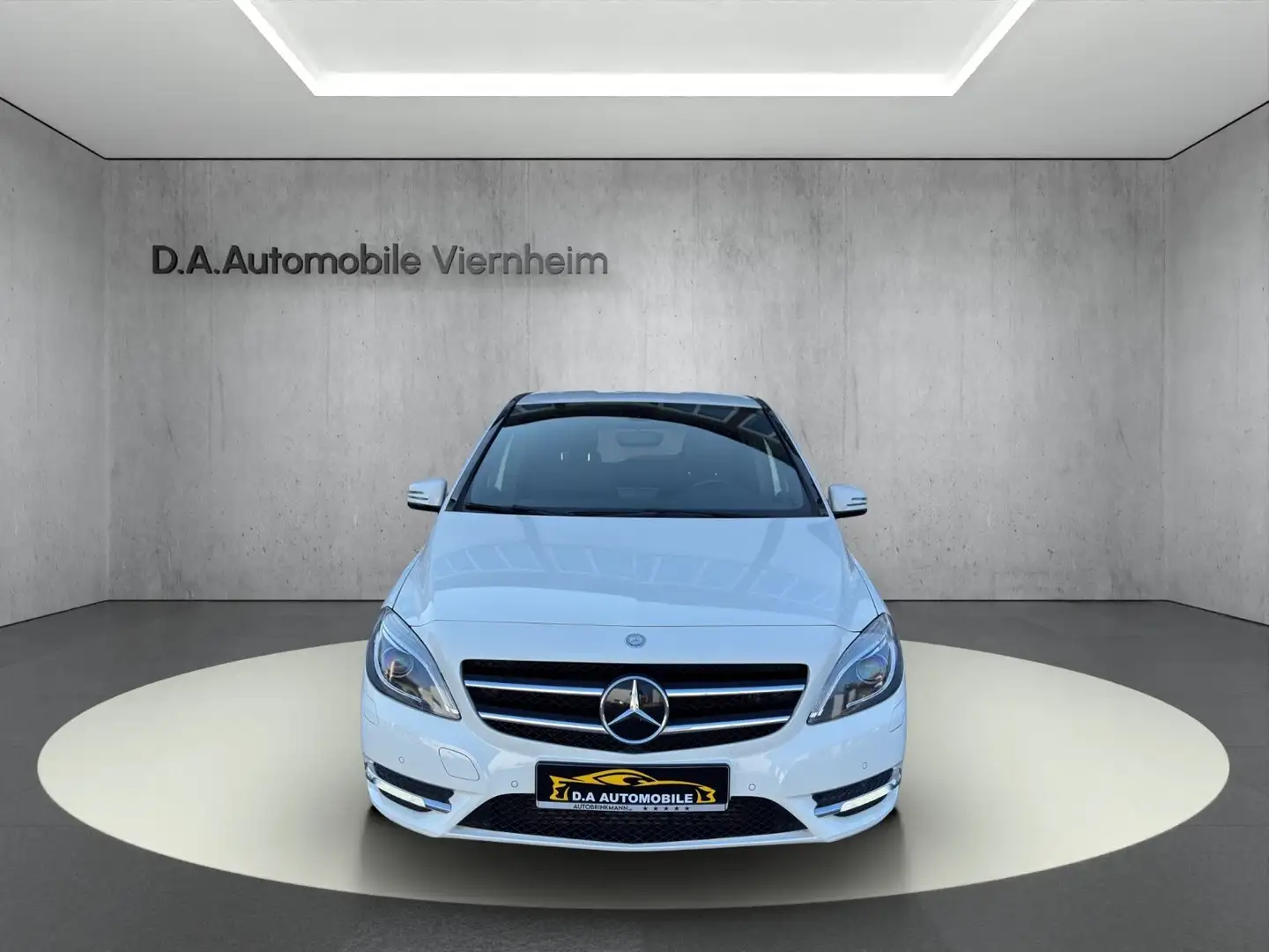 Mercedes-Benz B 180 B -Klasse B 180°Navi°SHZ°PDC°Abstand-Temp° Blanc - 2