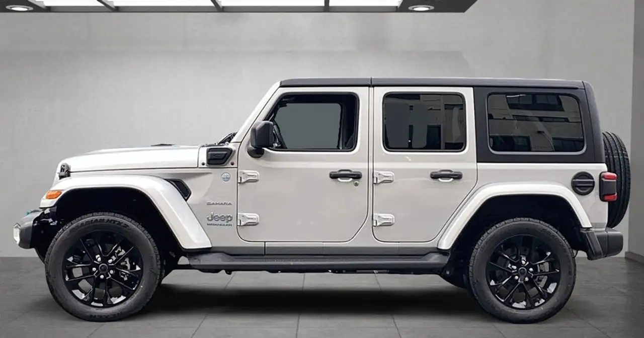 Jeep Wrangler снимка Jeep Wrangler