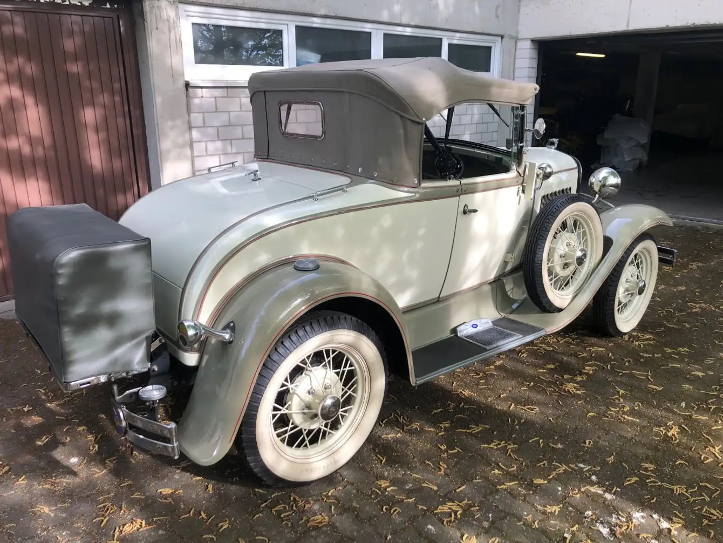 Ford M A Roadster Gris - 2