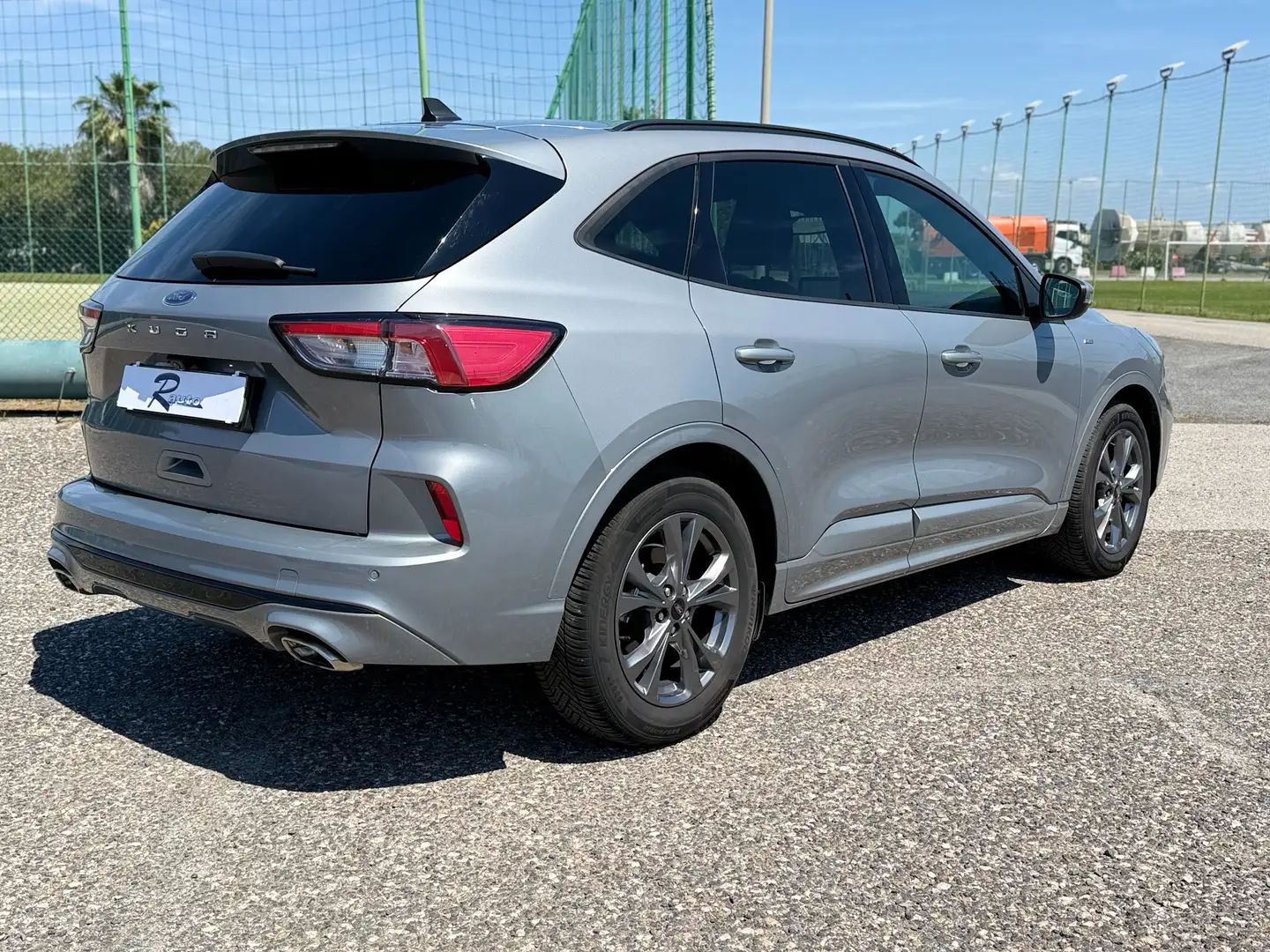 Ford Kuga 1.5 ecoblue ST-Line 2wd 120cv auto PREZZO VERO Grigio - 2