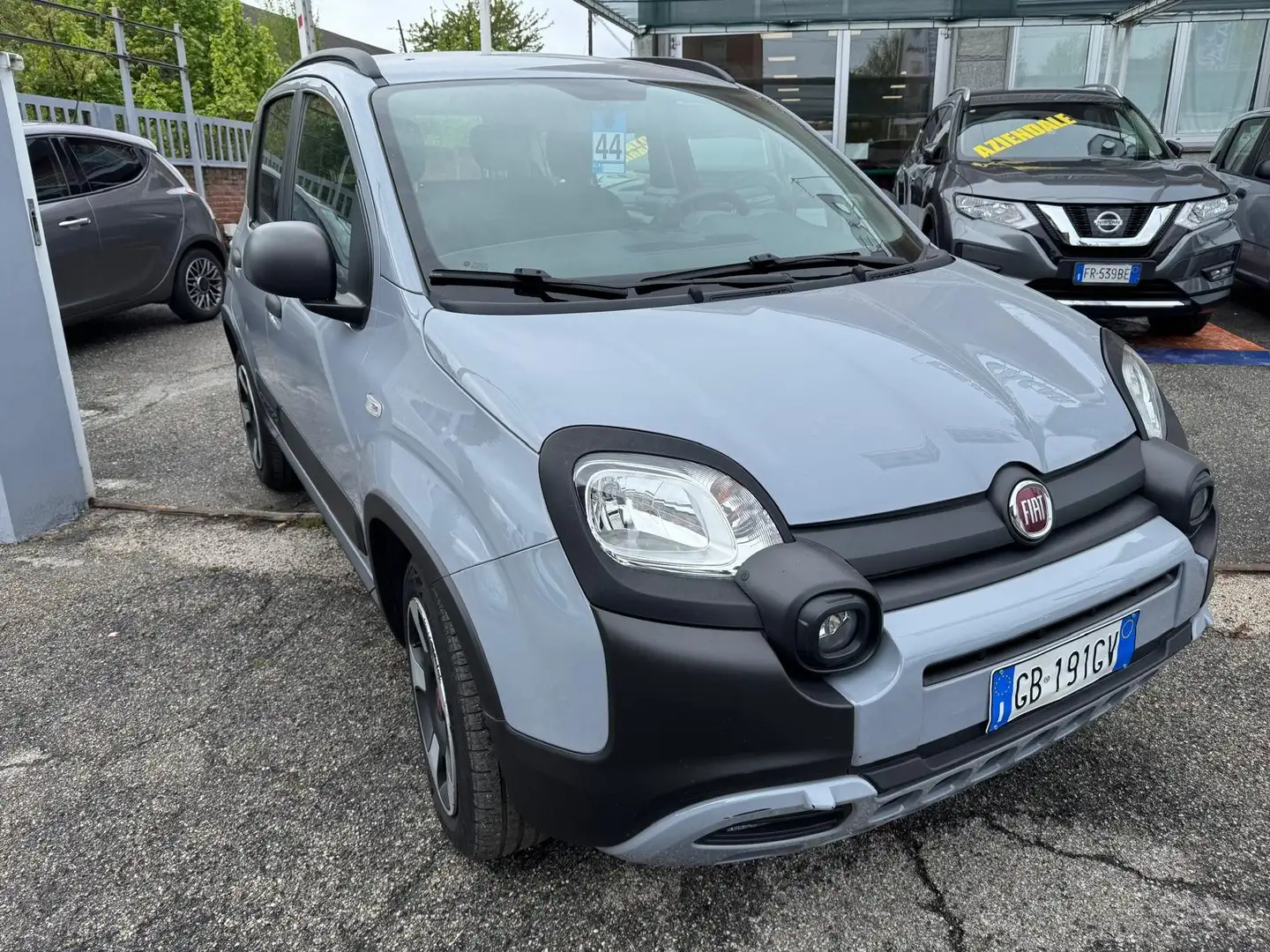 Fiat Panda Panda 1.0 hybrid City Cross s Grigio - 1