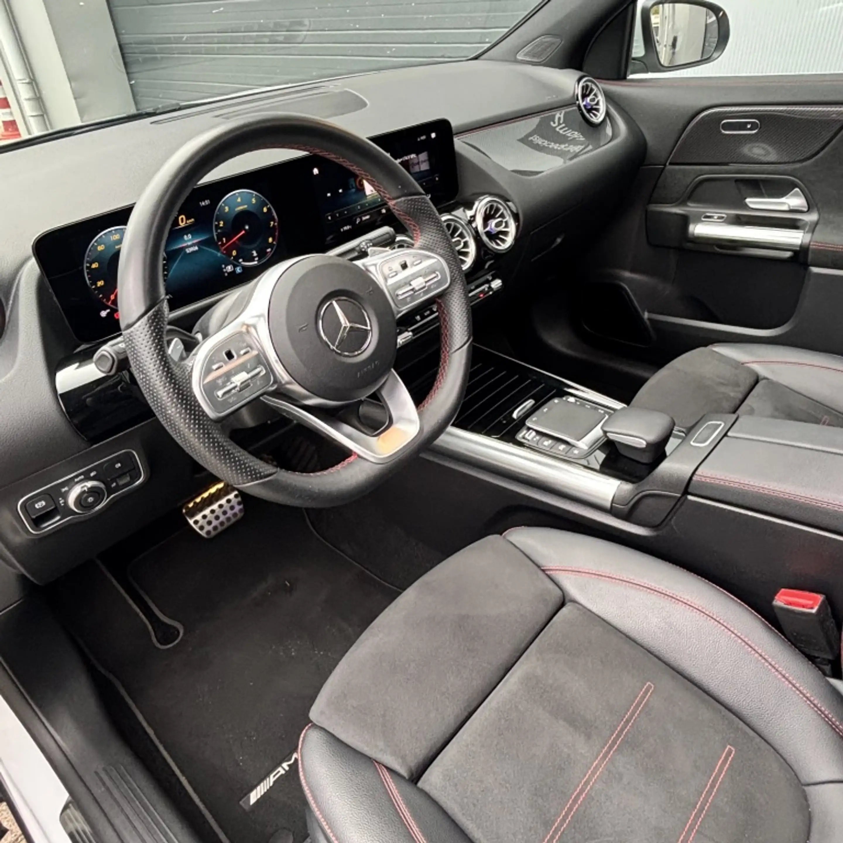 Mercedes-Benz GLA 250 AMG * Pano, alcantara* 4M AMG Line — photo 13