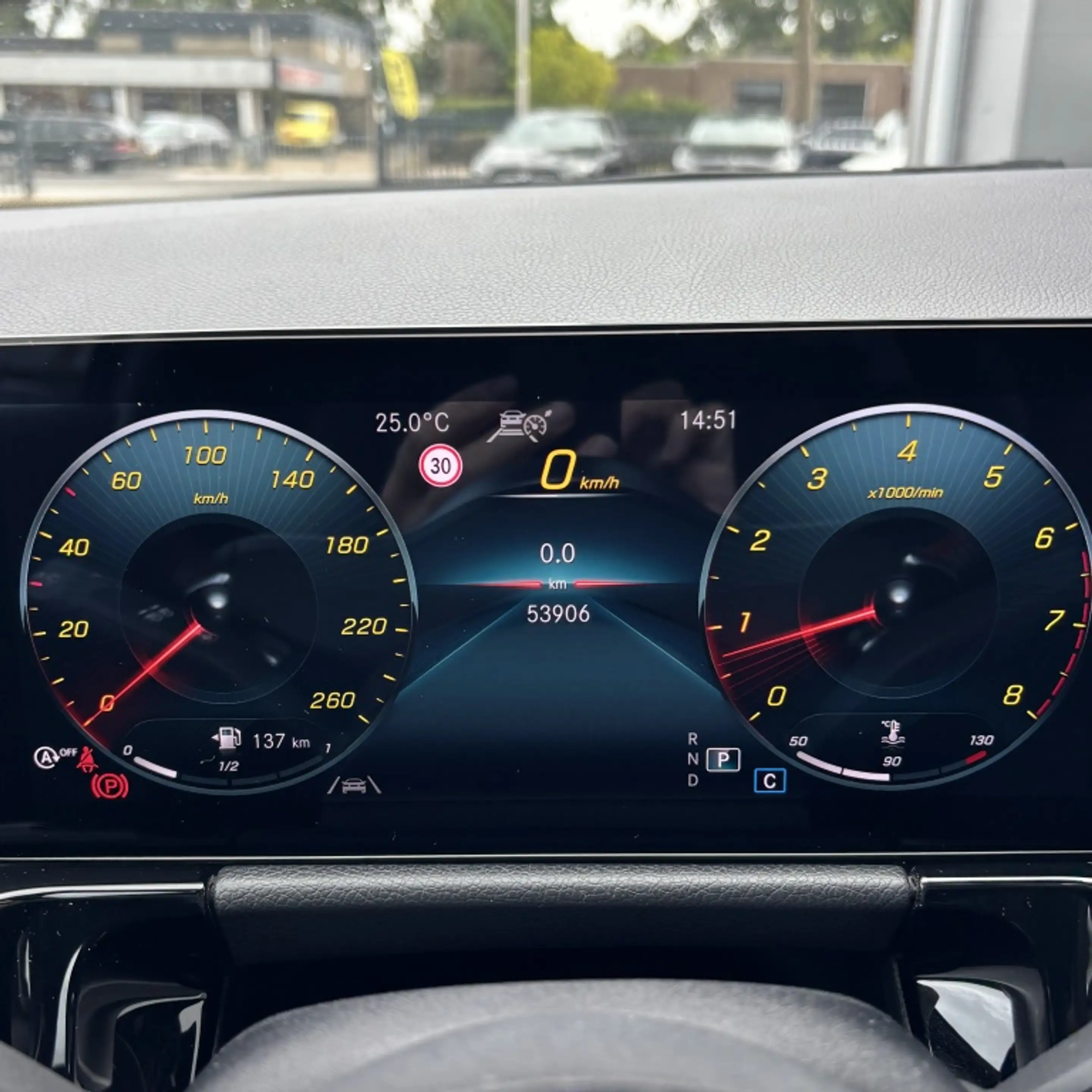Mercedes-Benz GLA 250 AMG * Pano, alcantara* 4M AMG Line — photo 15