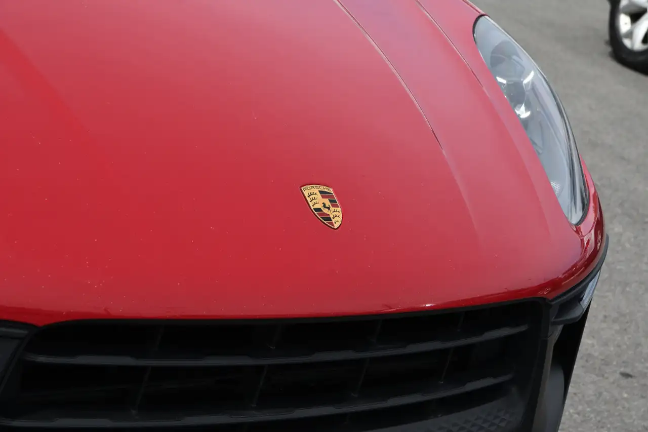 Porsche Macan снимка Porsche Macan