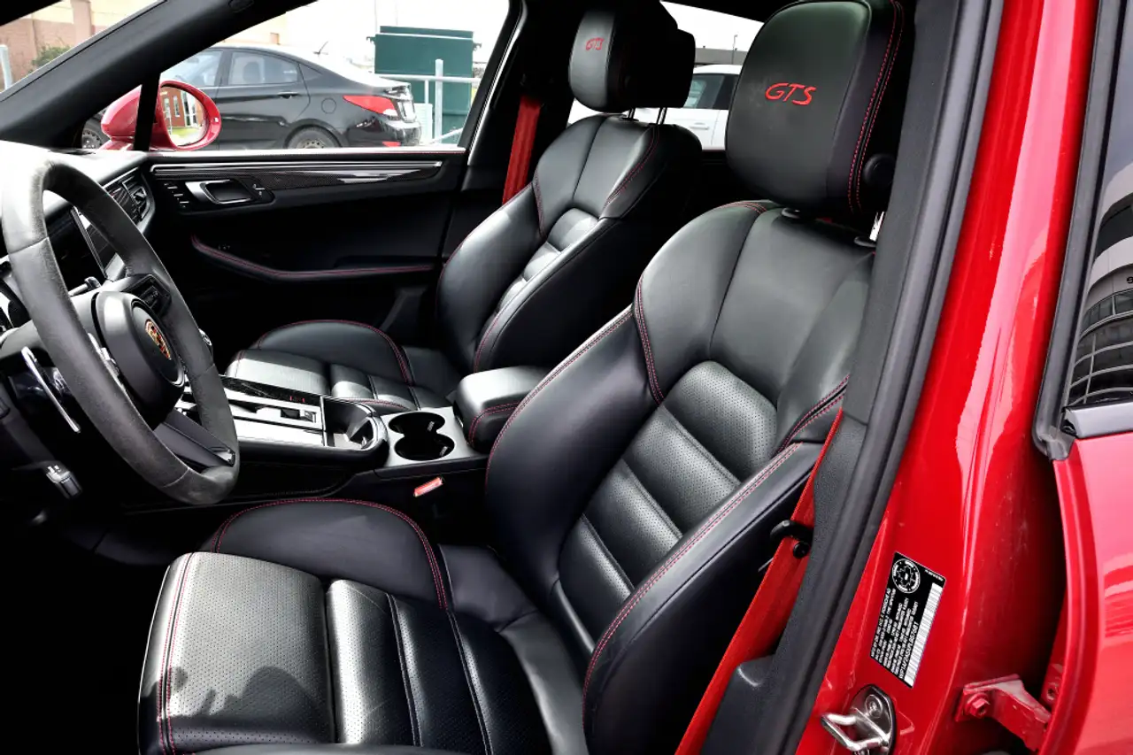 Porsche Macan снимка Porsche Macan