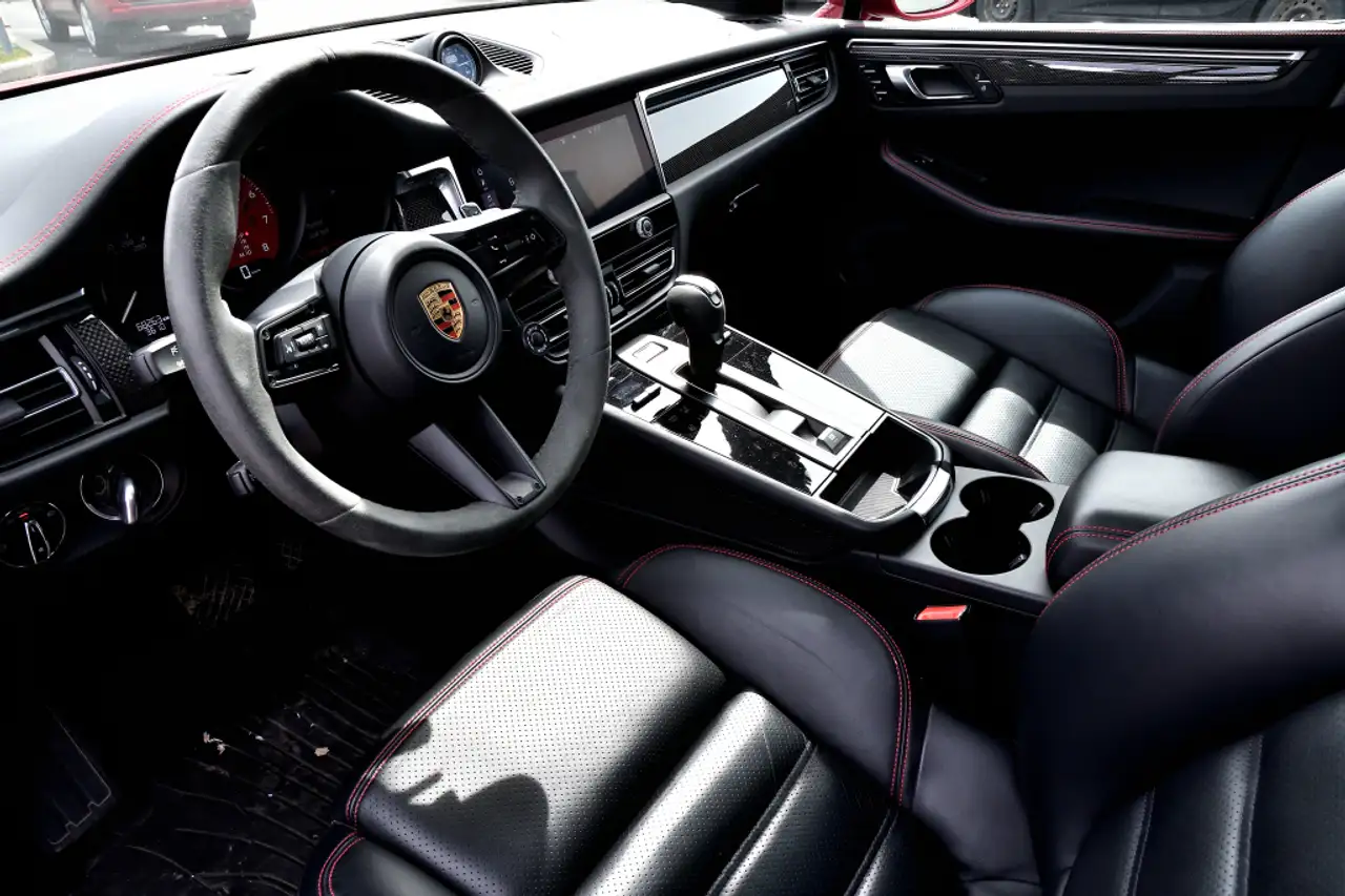 Porsche Macan снимка Porsche Macan