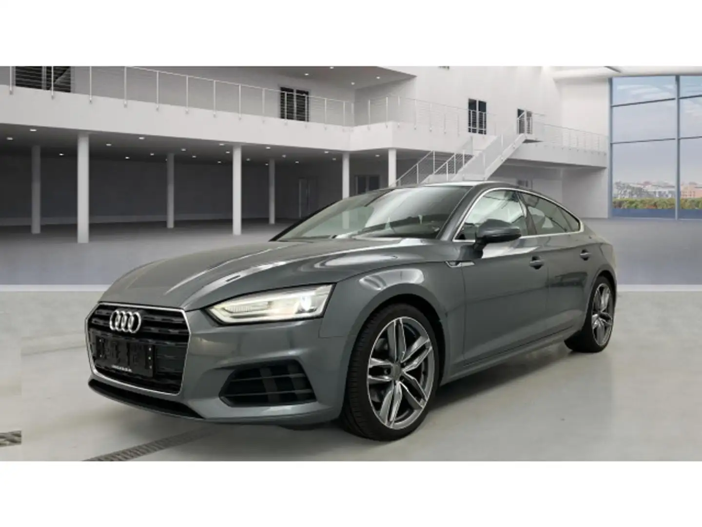 Audi A5 2.0TFSI S tronic AHK/NAVI/XENON/APS Grijs - 2