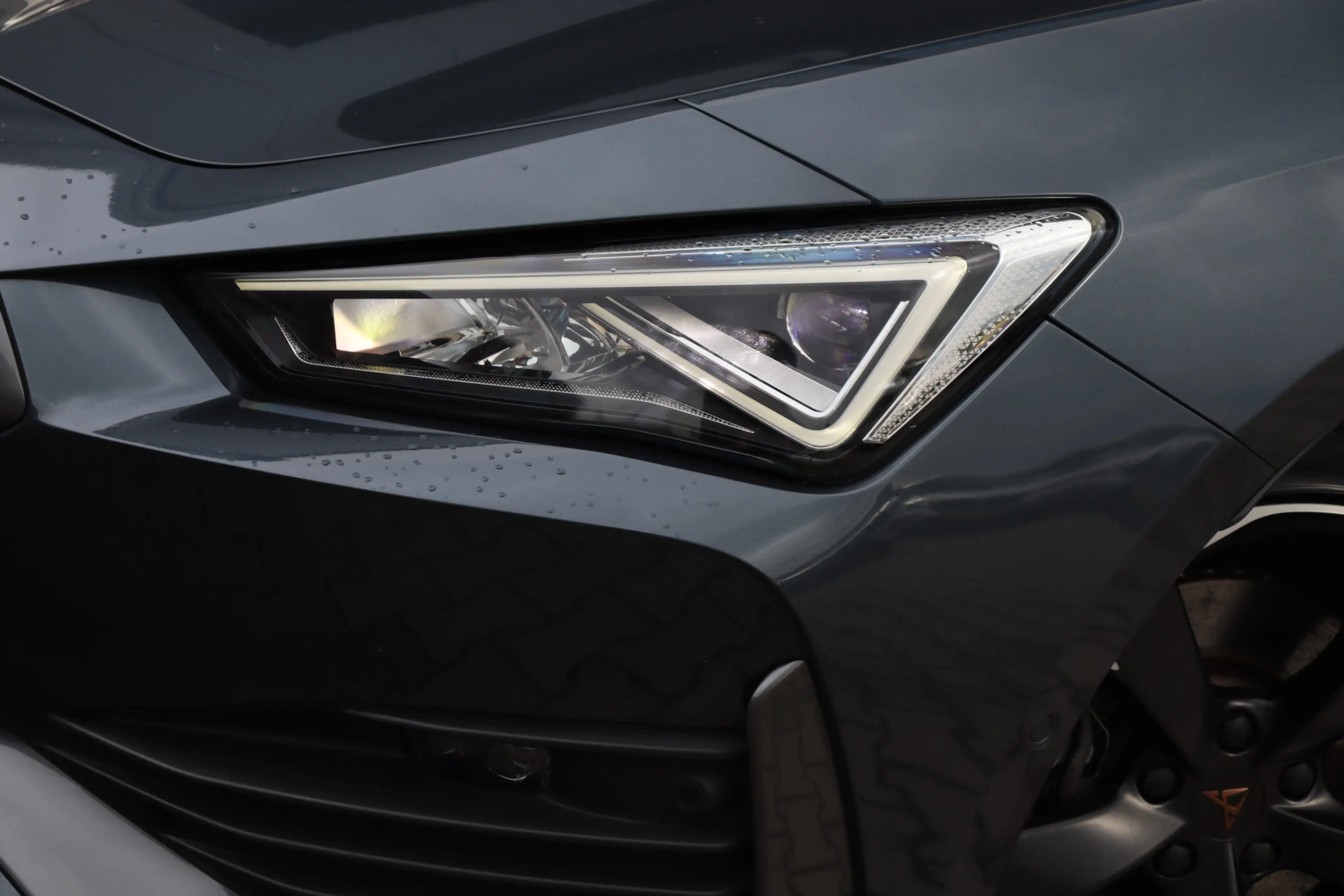 CUPRA Leon Sportstourer 1.4 e-Hybrid Business | ACC | Camera — photo 8