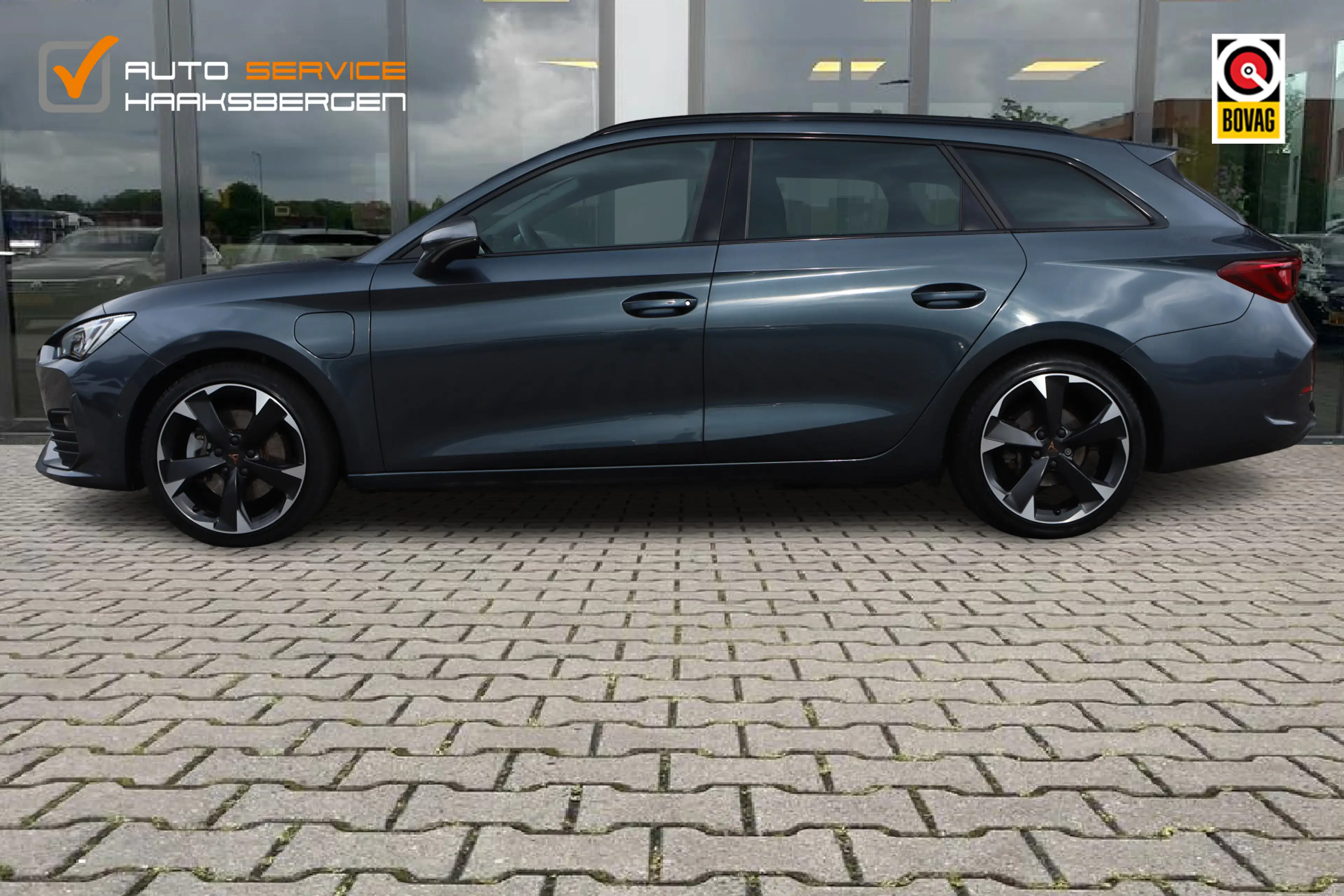 CUPRA Leon Sportstourer 1.4 e-Hybrid Business | ACC | Camera — photo 2