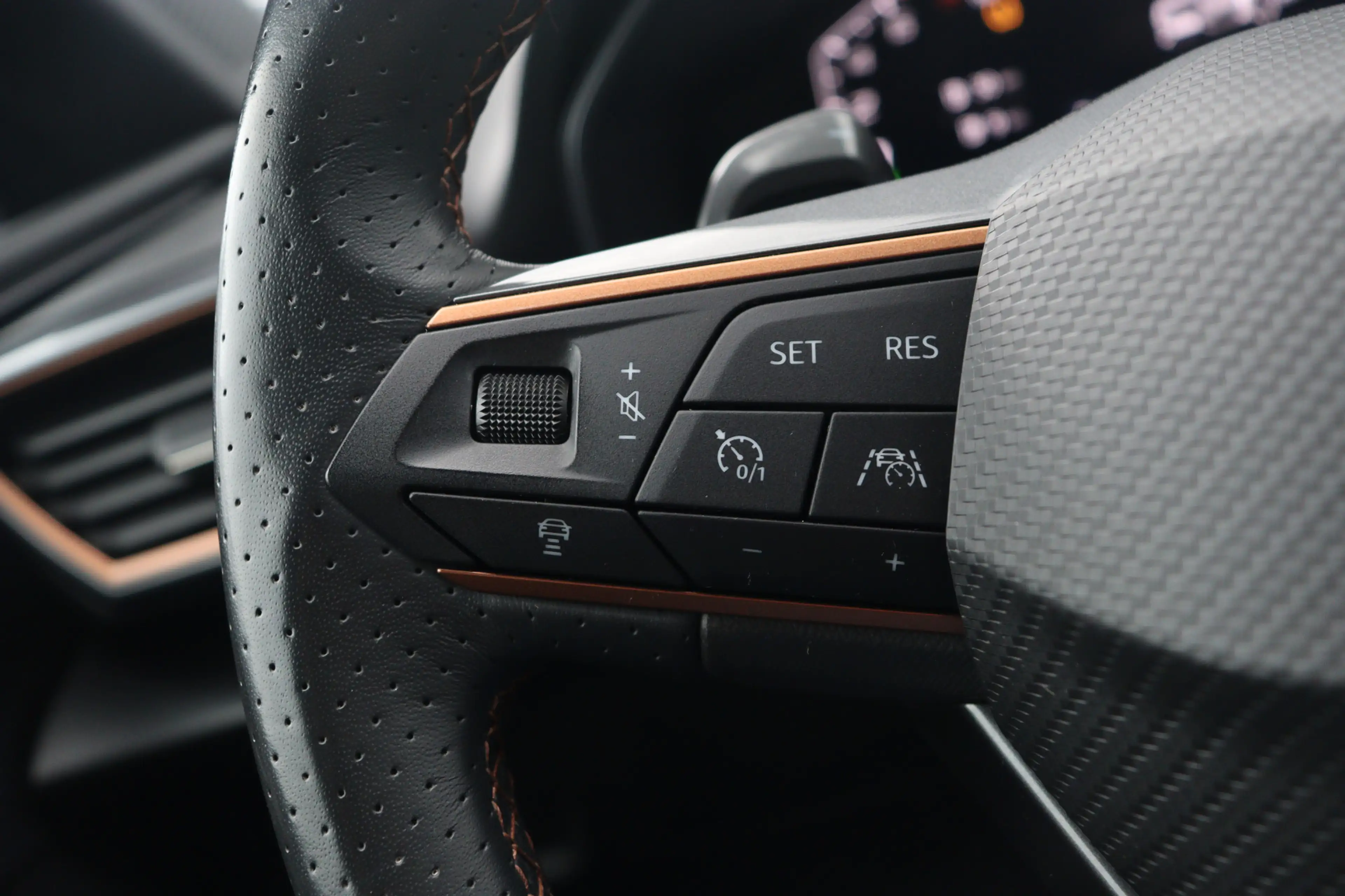 CUPRA Leon Sportstourer 1.4 e-Hybrid Business | ACC | Camera — photo 16
