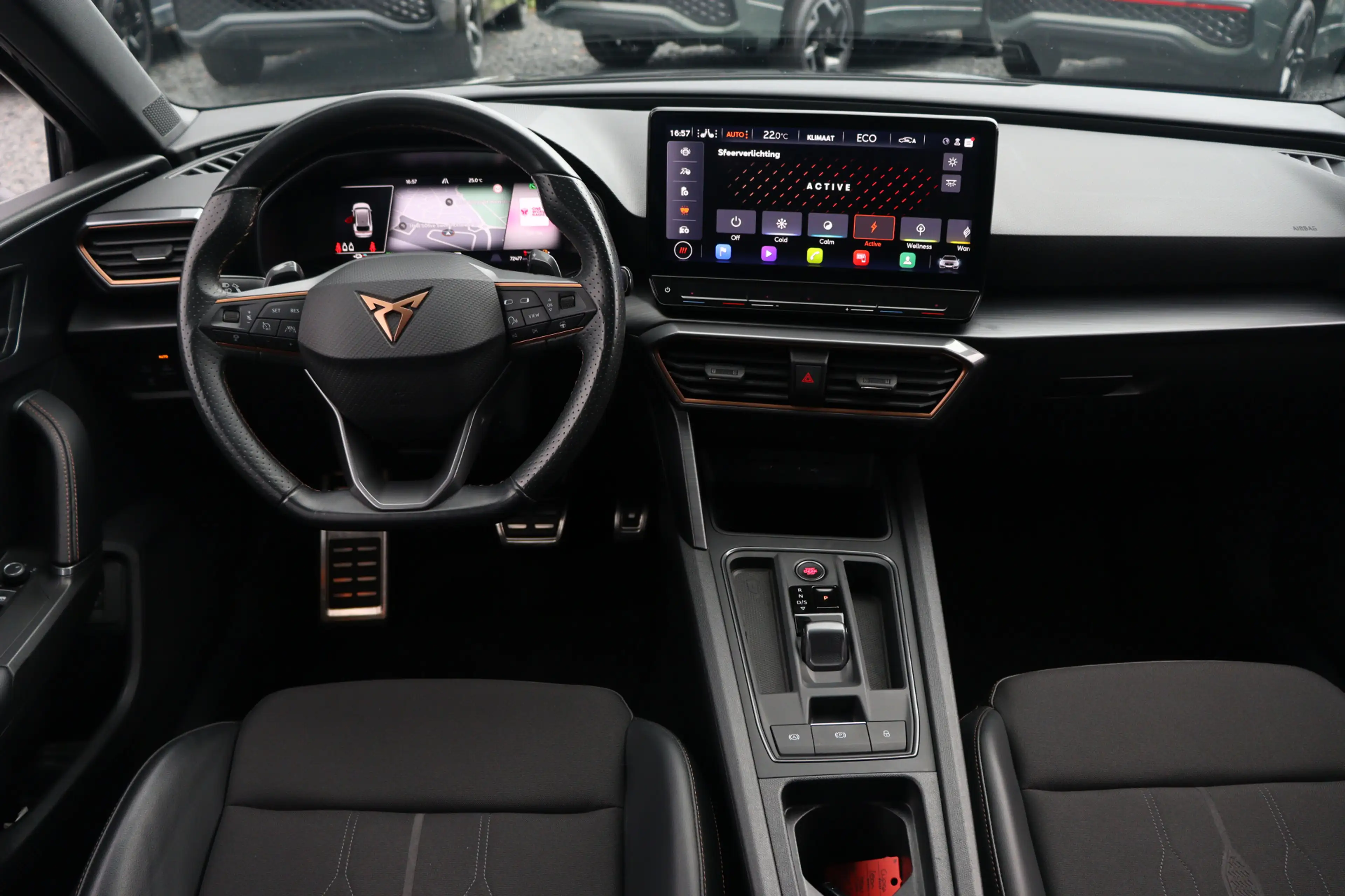 CUPRA Leon Sportstourer 1.4 e-Hybrid Business | ACC | Camera — photo 11