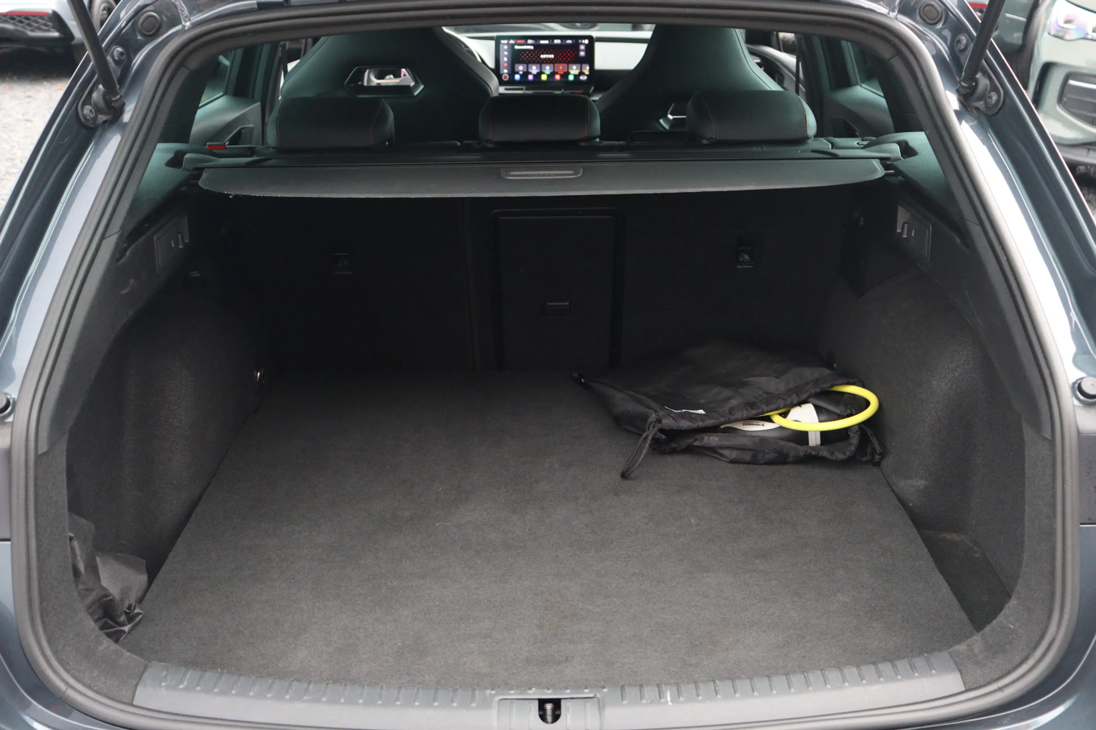 CUPRA Leon Sportstourer 1.4 e-Hybrid Business | ACC | Camera — photo 15