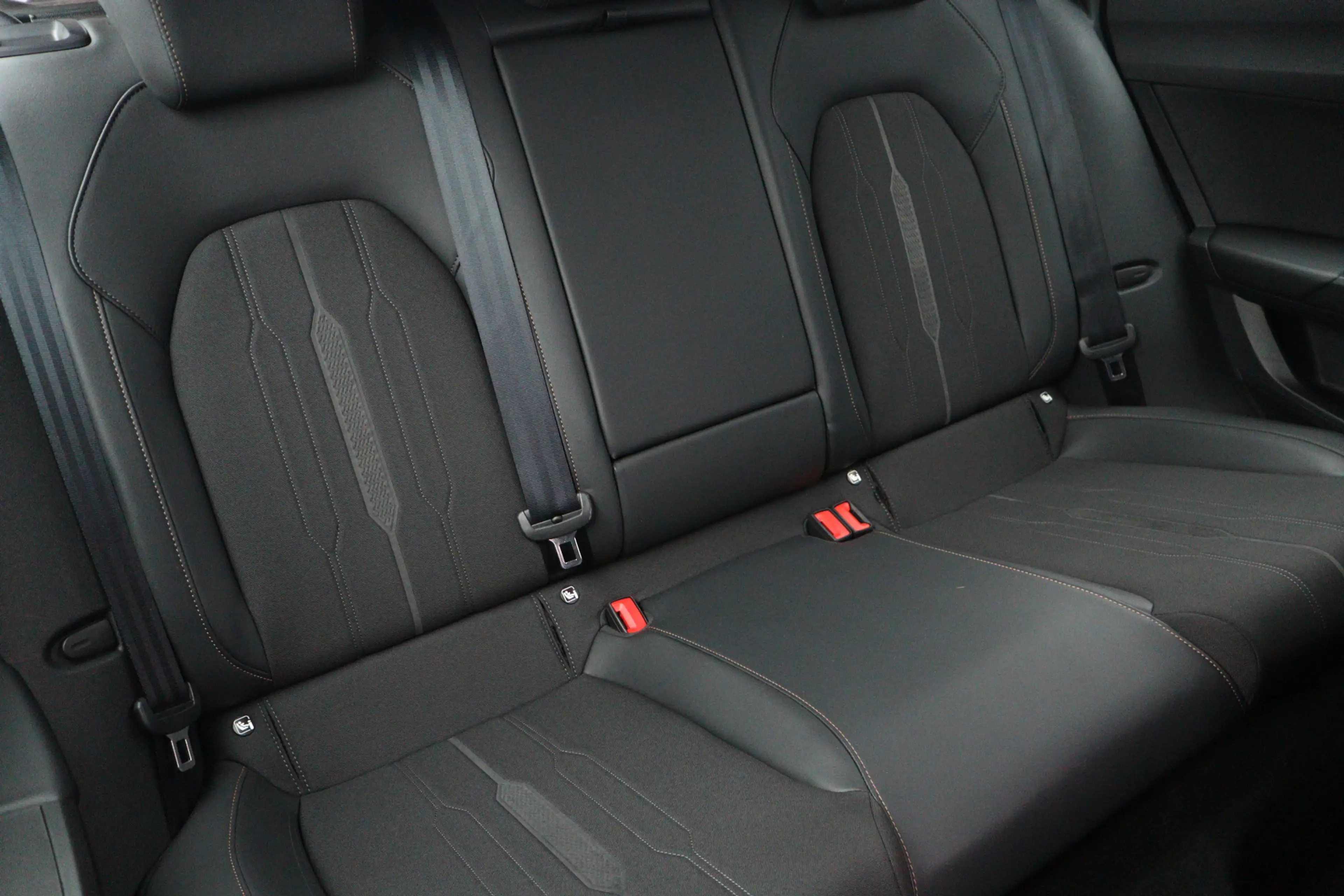 CUPRA Leon Sportstourer 1.4 e-Hybrid Business | ACC | Camera — photo 14
