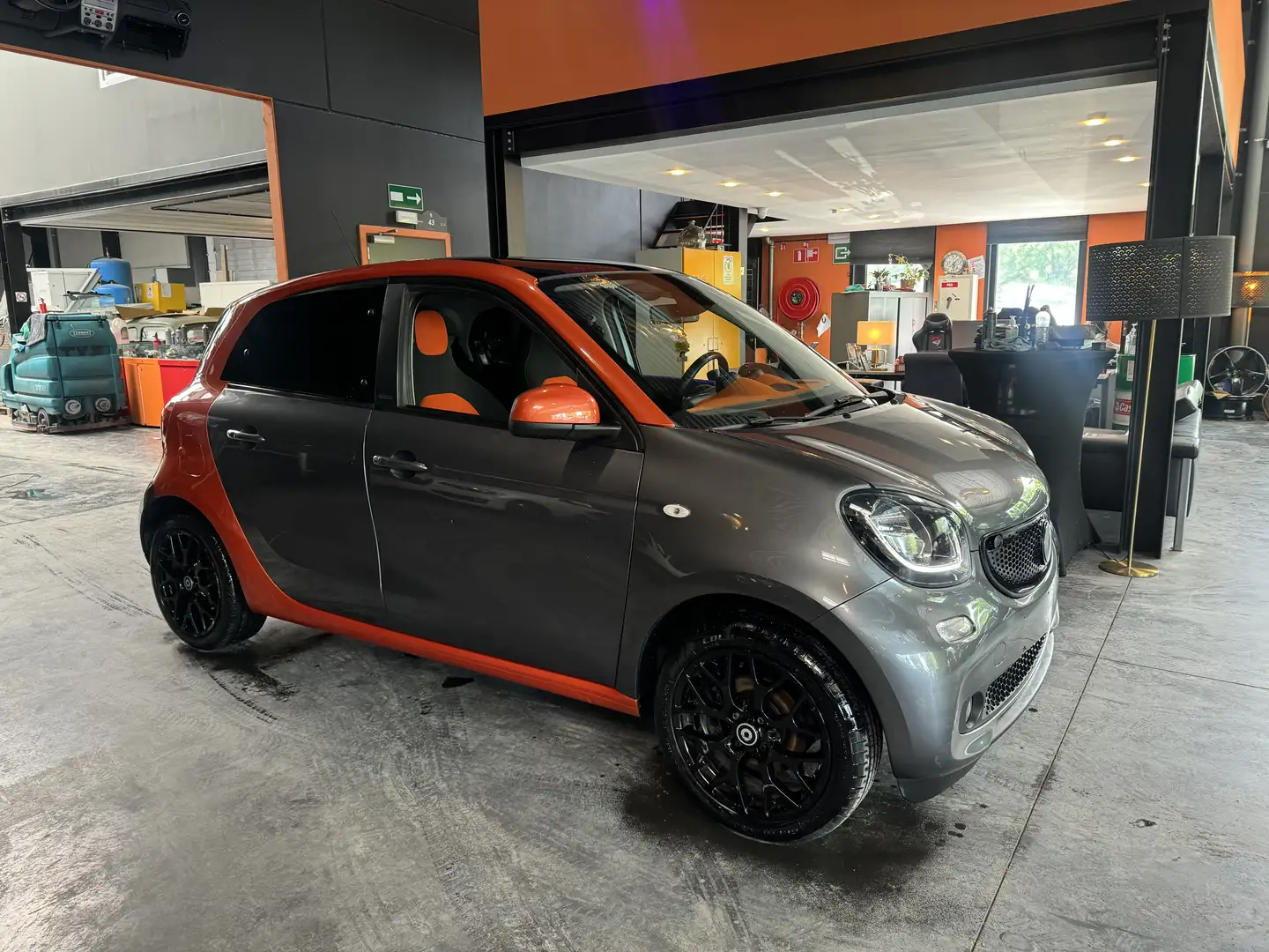 smart forFour 1.0i - BICOLOR - A/C - USB/AUX/MEDIA/TEL -5 PORTES Gris - 2