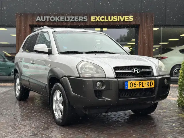 Hyundai TUCSON 2.7i V6 4WD Style Trekhaak Camera Stoelverwarming
