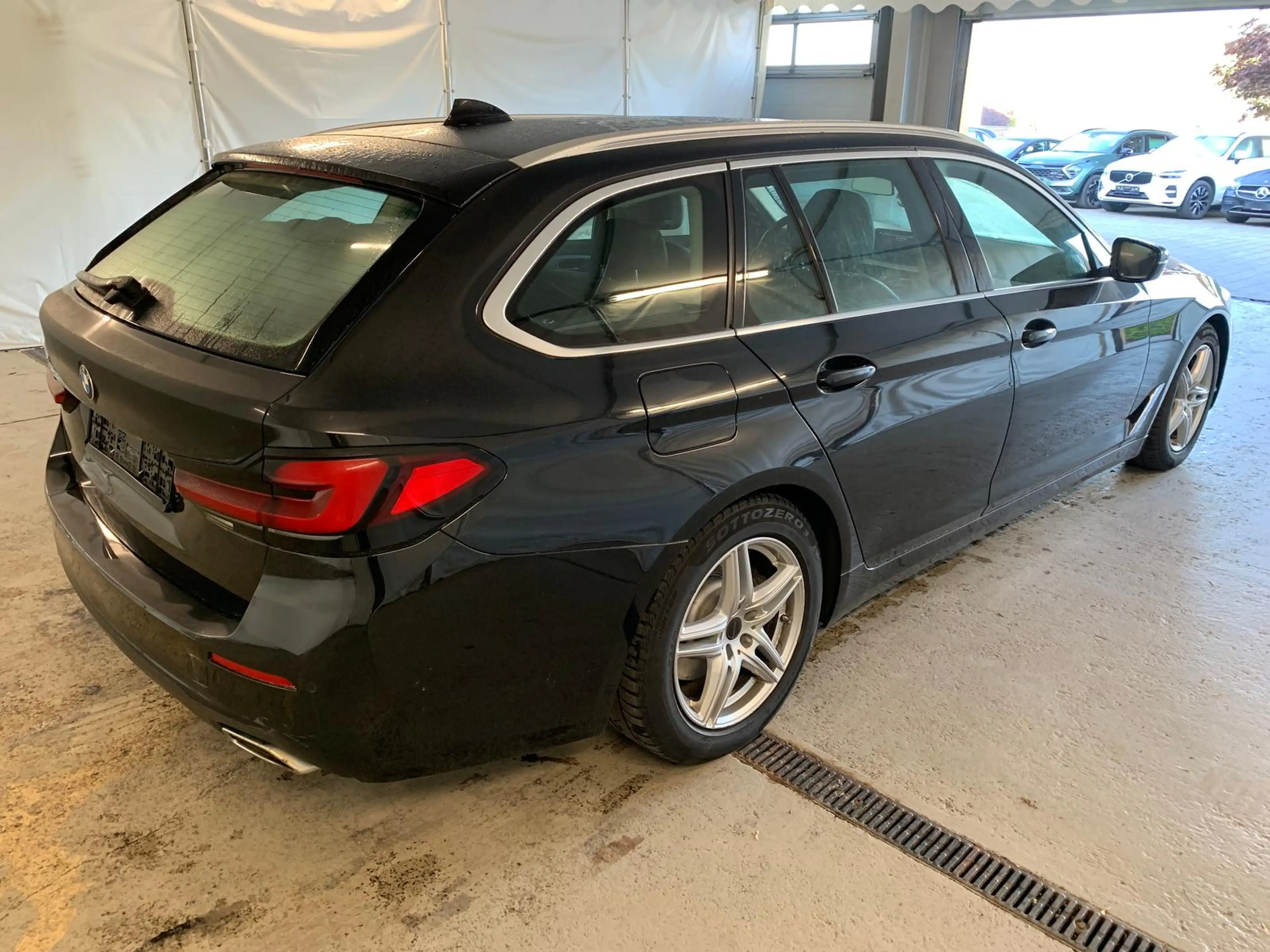 BMW 520 d Touring LED/NAVI/LEDER/DAB — photo 4