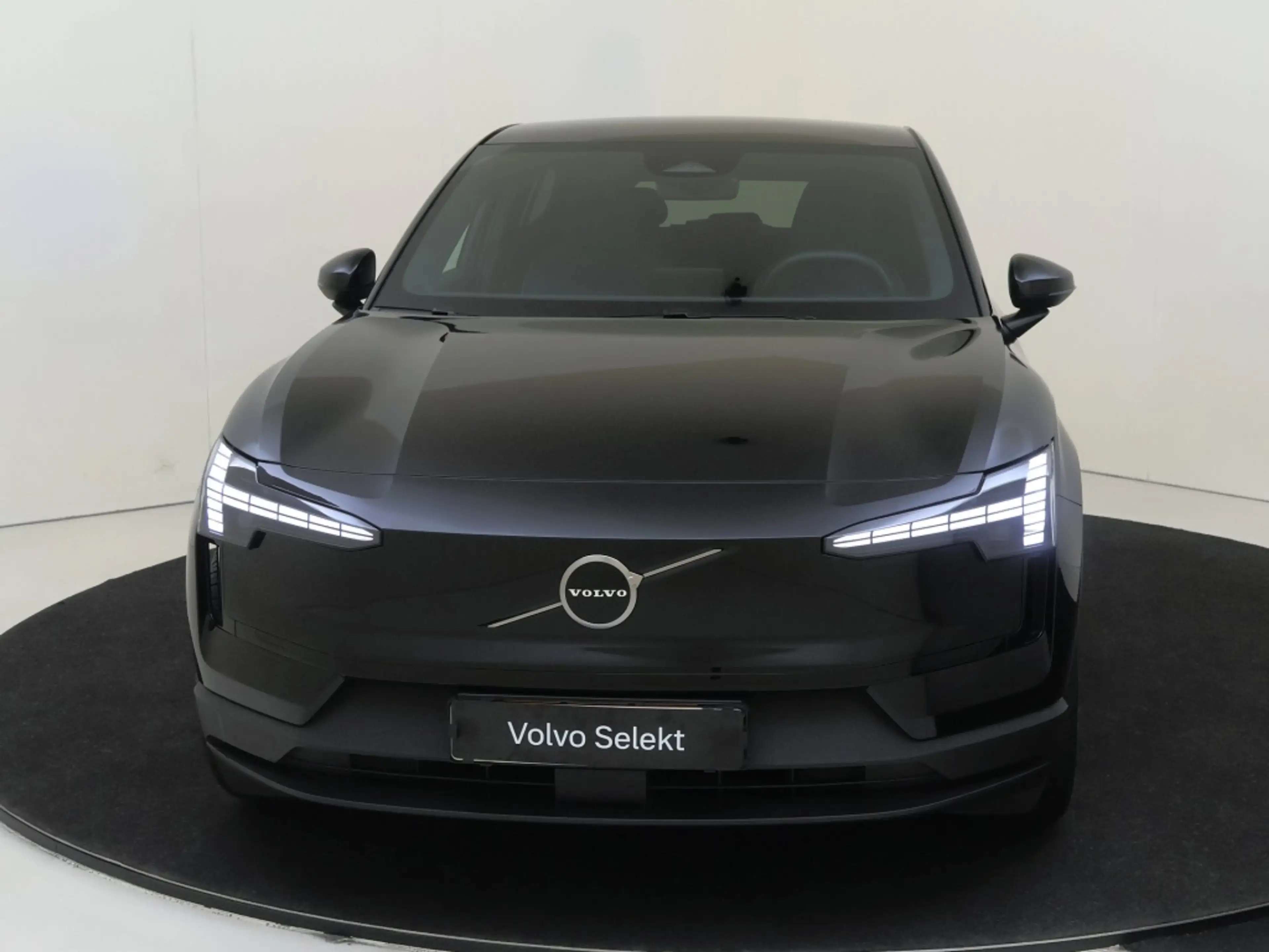 Volvo EX30 Extended Plus 69 kWh — photo 3