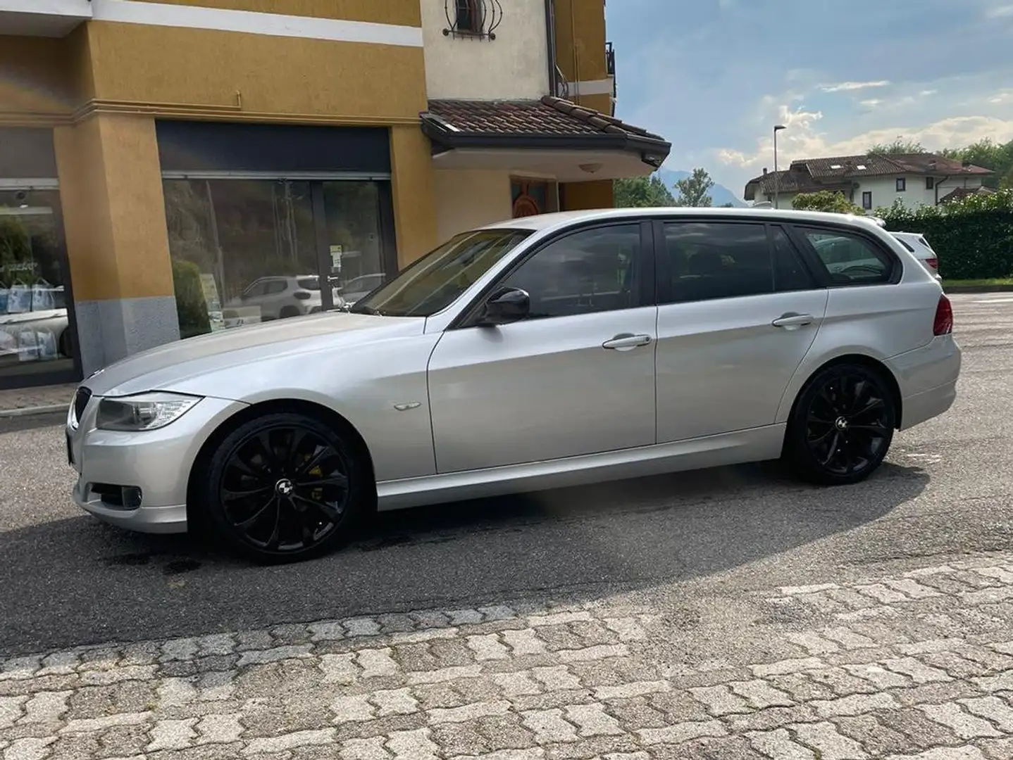 BMW 318 Serie 3 E91 Touring 318d Touring 2.0 Grigio - 1