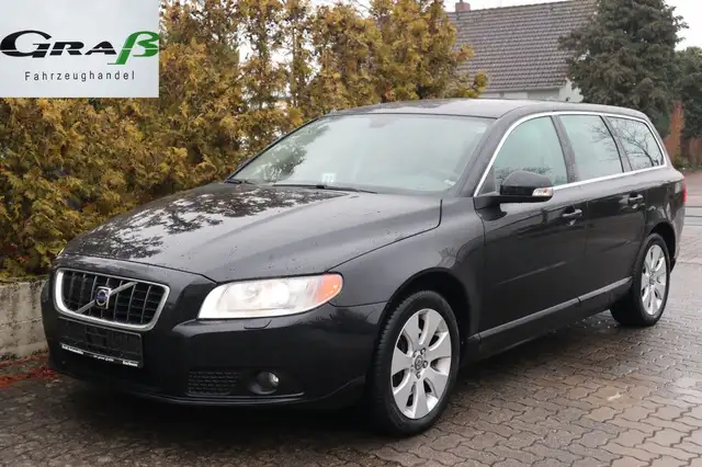 Volvo V70 3.2 Summum, mit ACC! (Volvo-Historie/1.Lack)