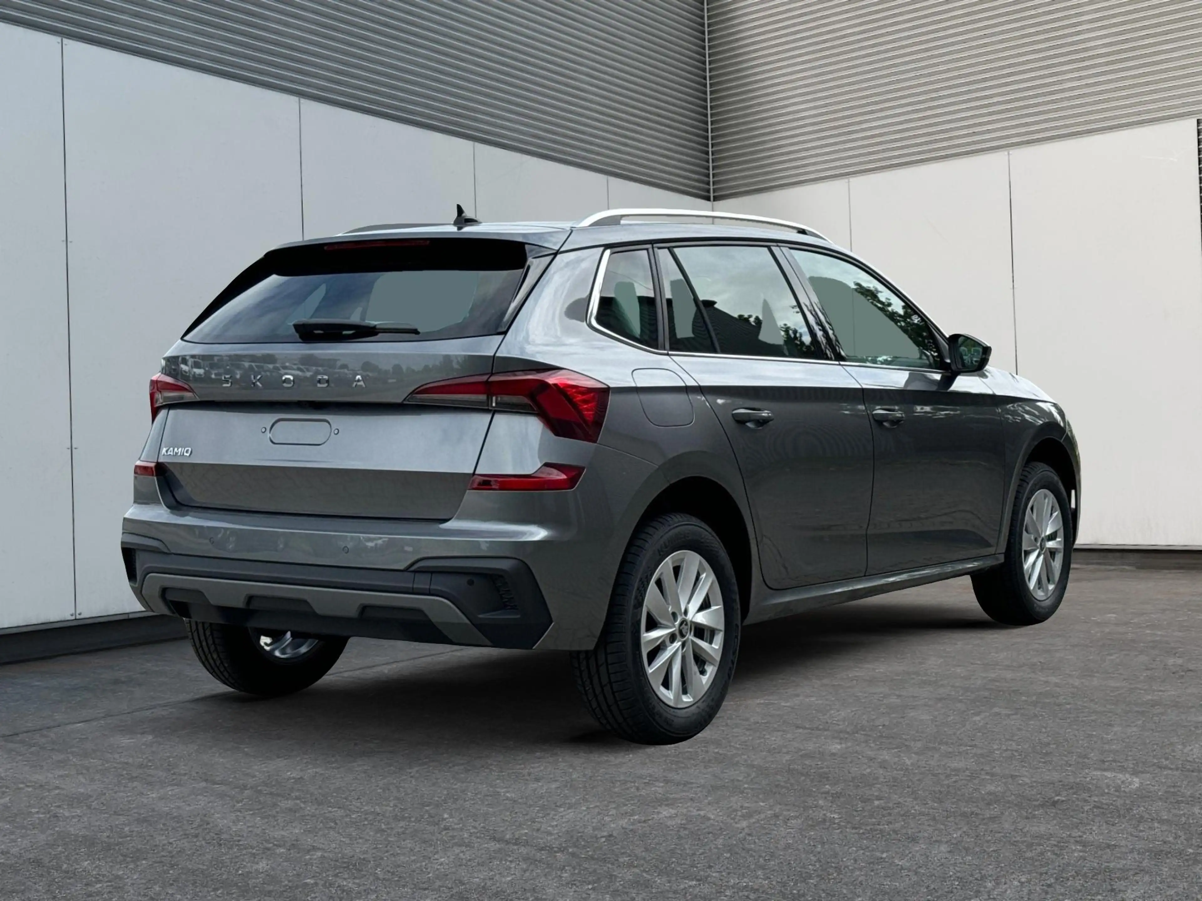 Skoda Kamiq Selection SHZ+KAMERA+SMARTLINK+PDC+LED+16" ALU ... — photo 3
