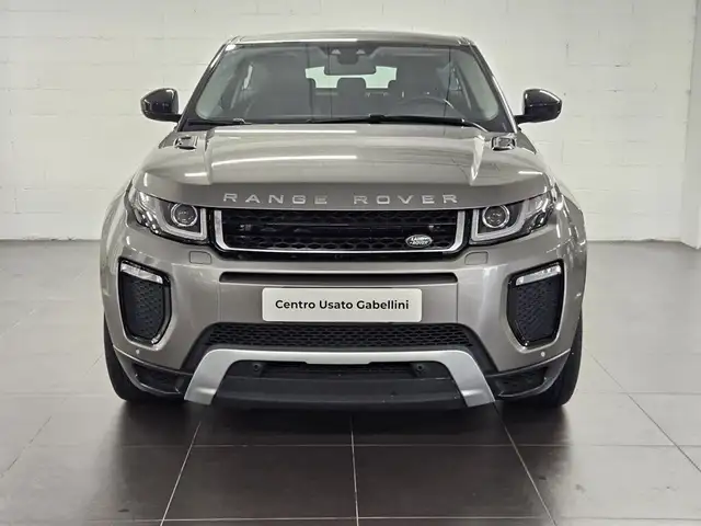 Land Rover Range Rover Evoque view 2