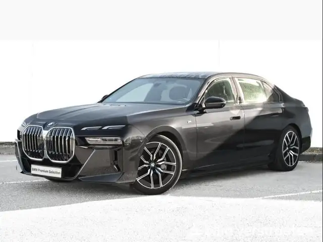 BMW i7 eDrive50 M-SPort - PANO - DASP - PASP - MASSAGE