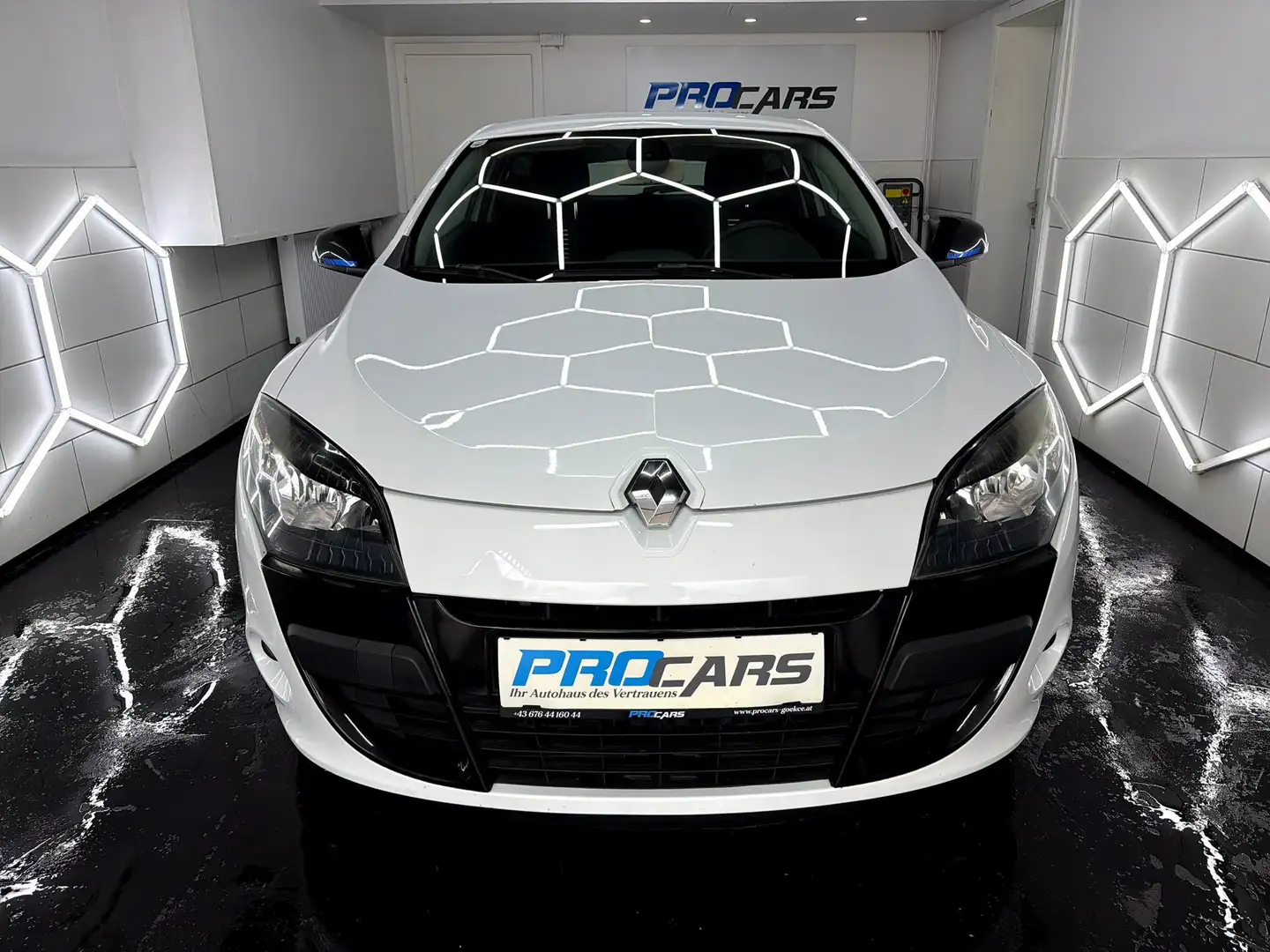 Renault Megane Emotion Weiß - 1