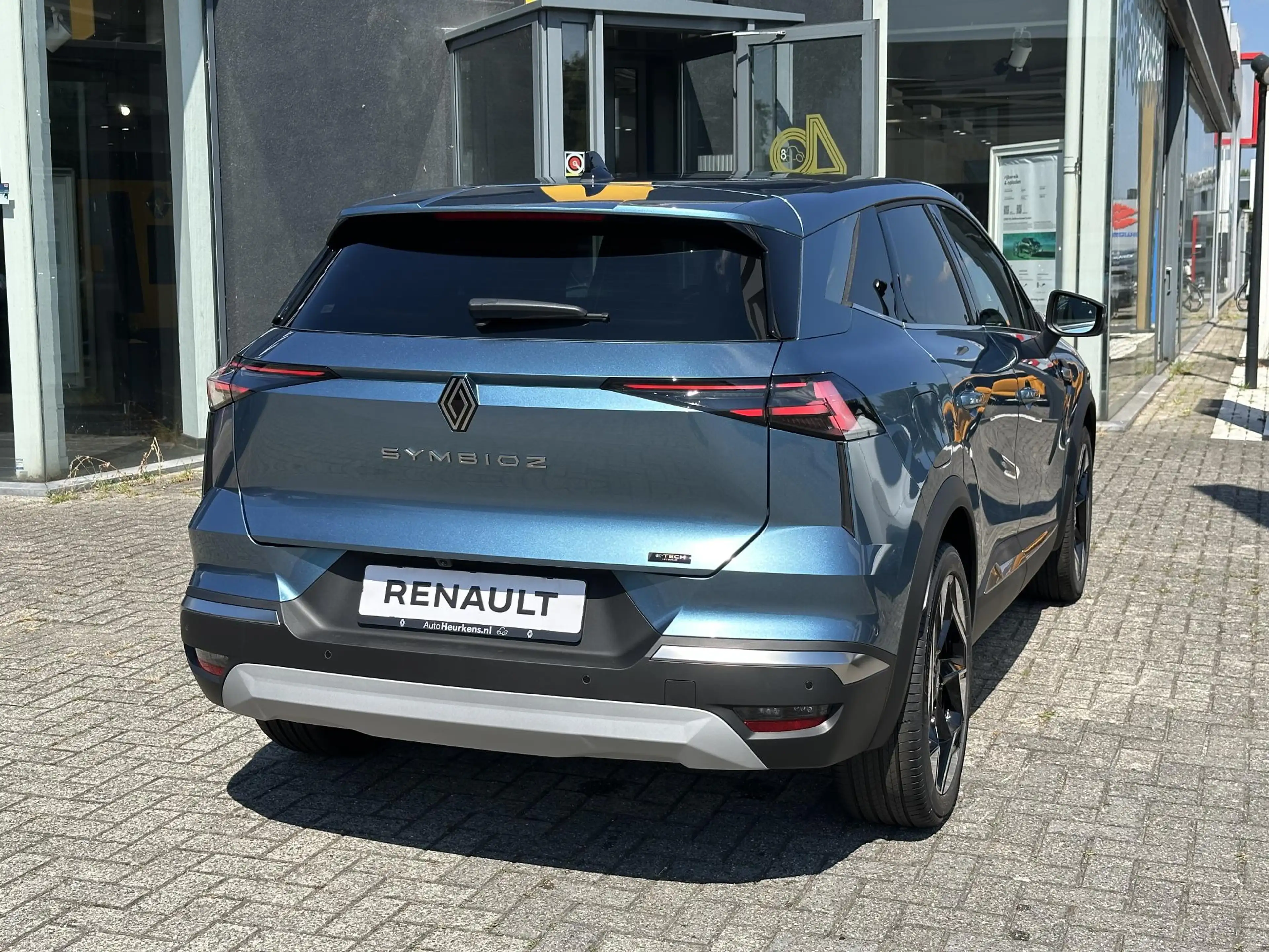 Renault Symbioz Iconic Full Hybrid E-Tech 160 l Meer dan € 4.500 v — photo 5