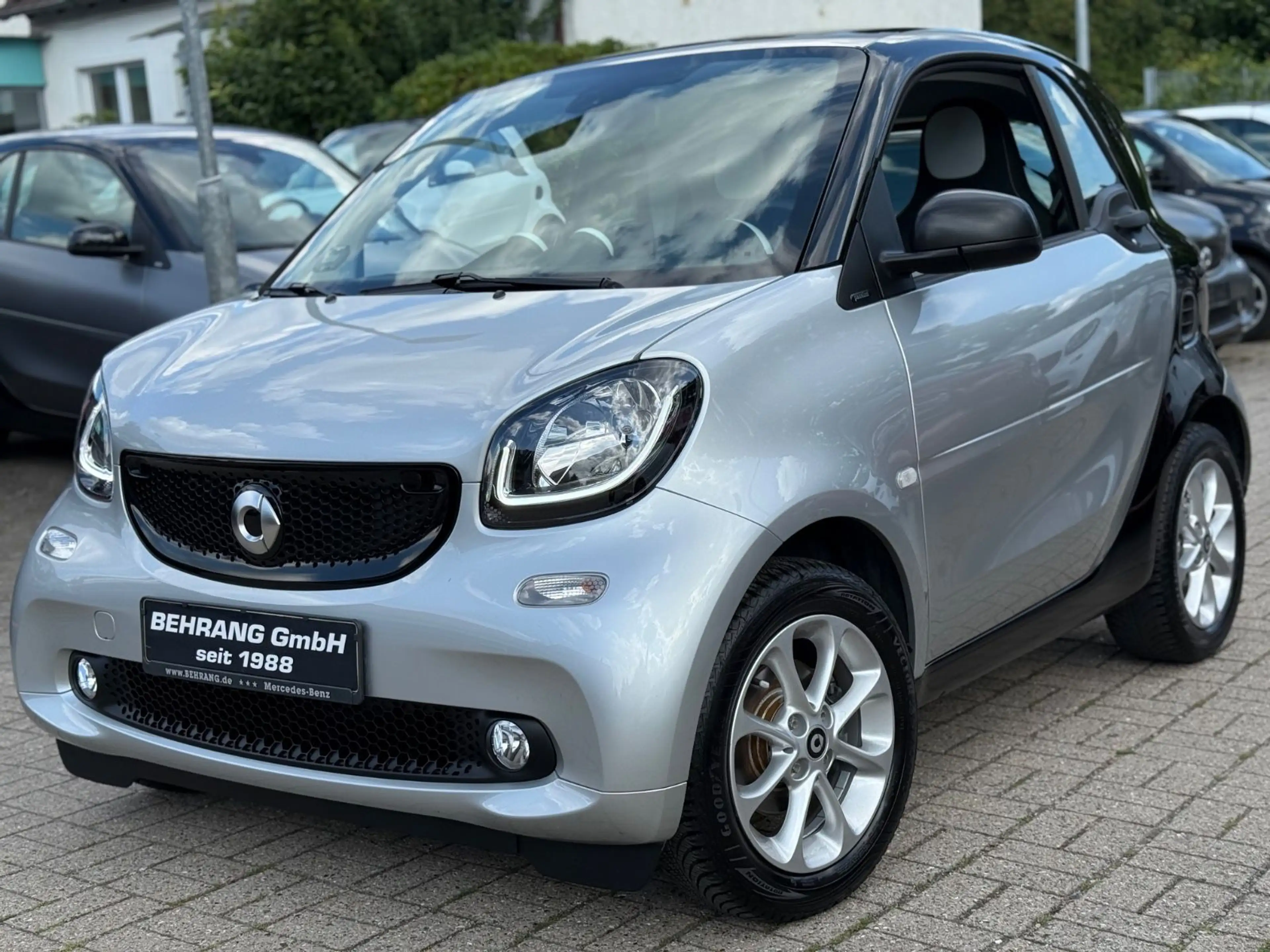 smart forTwo *PASSSION*KLIMA*PANORAMA*AUTOMATIK*PANO*