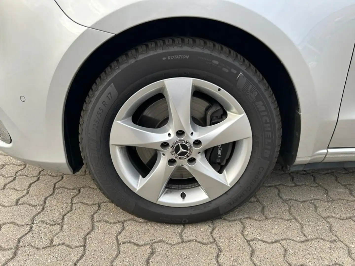 Mercedes-Benz Marco Polo 250 d HORIZON EDITION STHZG+AHK+LED+KAMERA Argent - 2