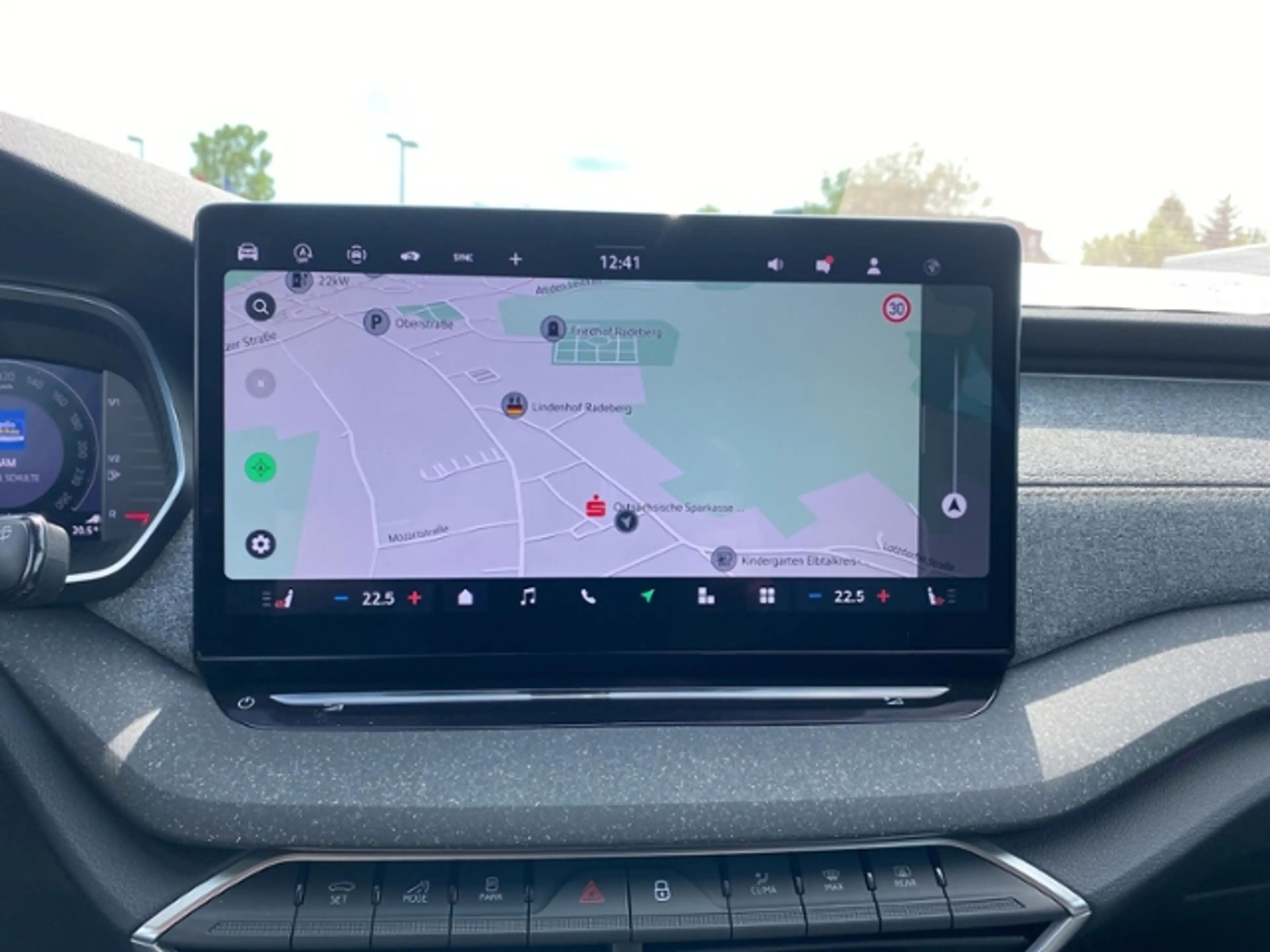 Skoda Octavia Combi Tour 2.0 TDI 110 kW DSG Matrix LED ACC Kame — photo 15