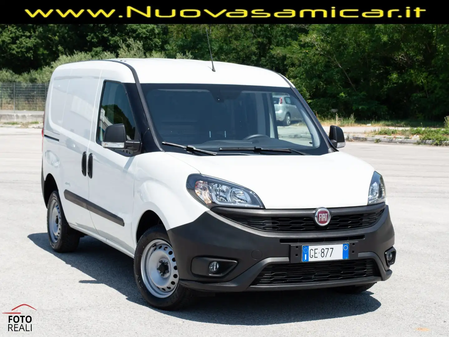 Fiat Doblo 1.3 MJT 95 CV S&S PC-TN CARGO BUSINESS Weiß - 1