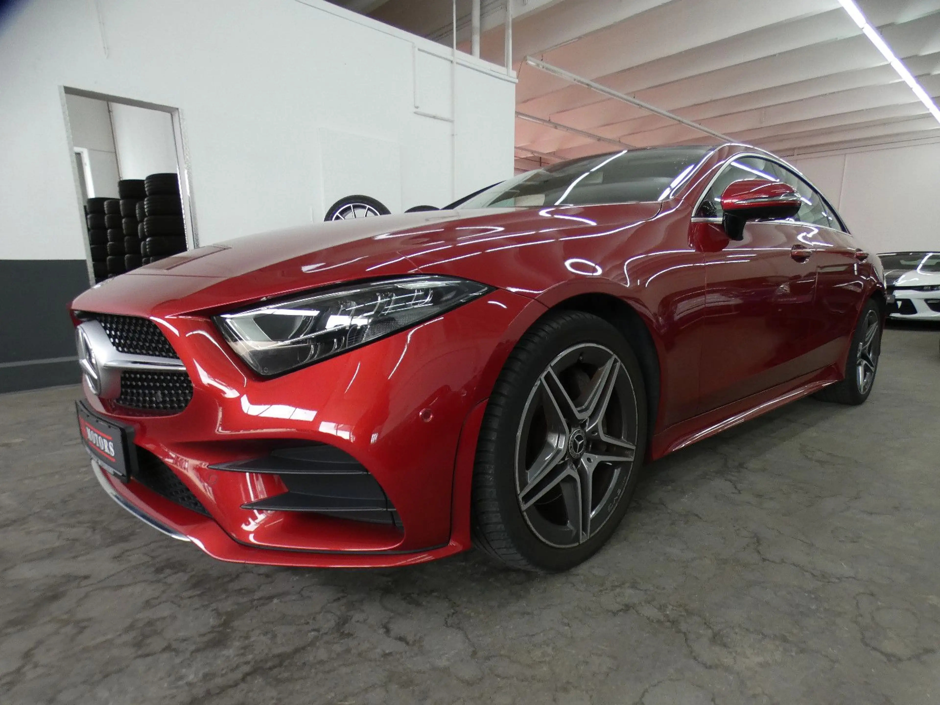 Mercedes-Benz CLS 300 d AMG*LED*COMAND*AMBIENTE*360°CAM — photo 3