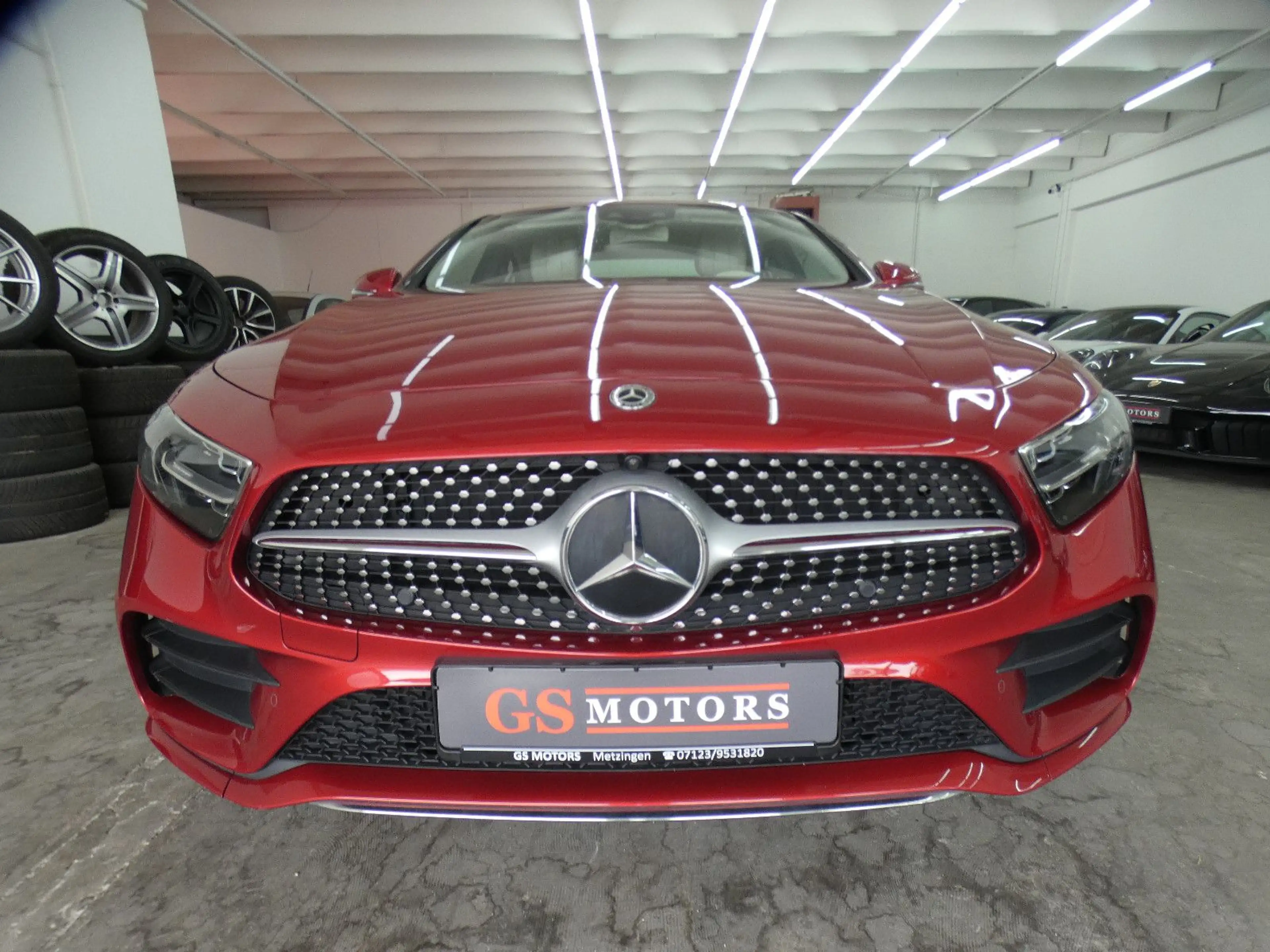 Mercedes-Benz CLS 300 d AMG*LED*COMAND*AMBIENTE*360°CAM — photo 2