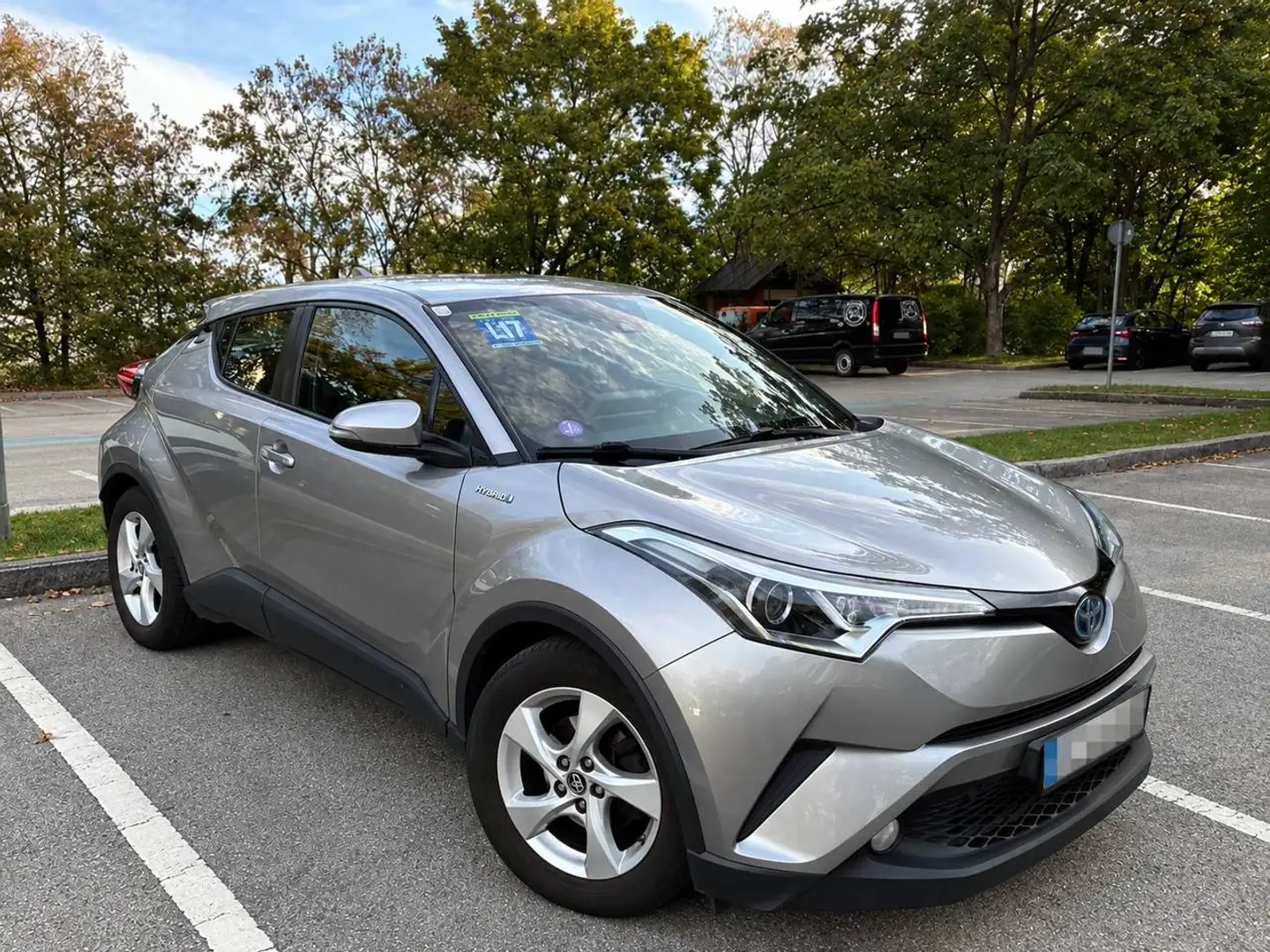 Toyota C-HR C-HR 1,8 Hybrid C-LUB CVT C-LUB Grau - 1