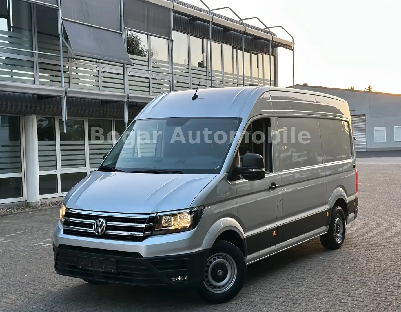 Volkswagen Crafter L2H2 SORTIMO WERKSTATT NAVI KAMERA STHZG Plateado - 1