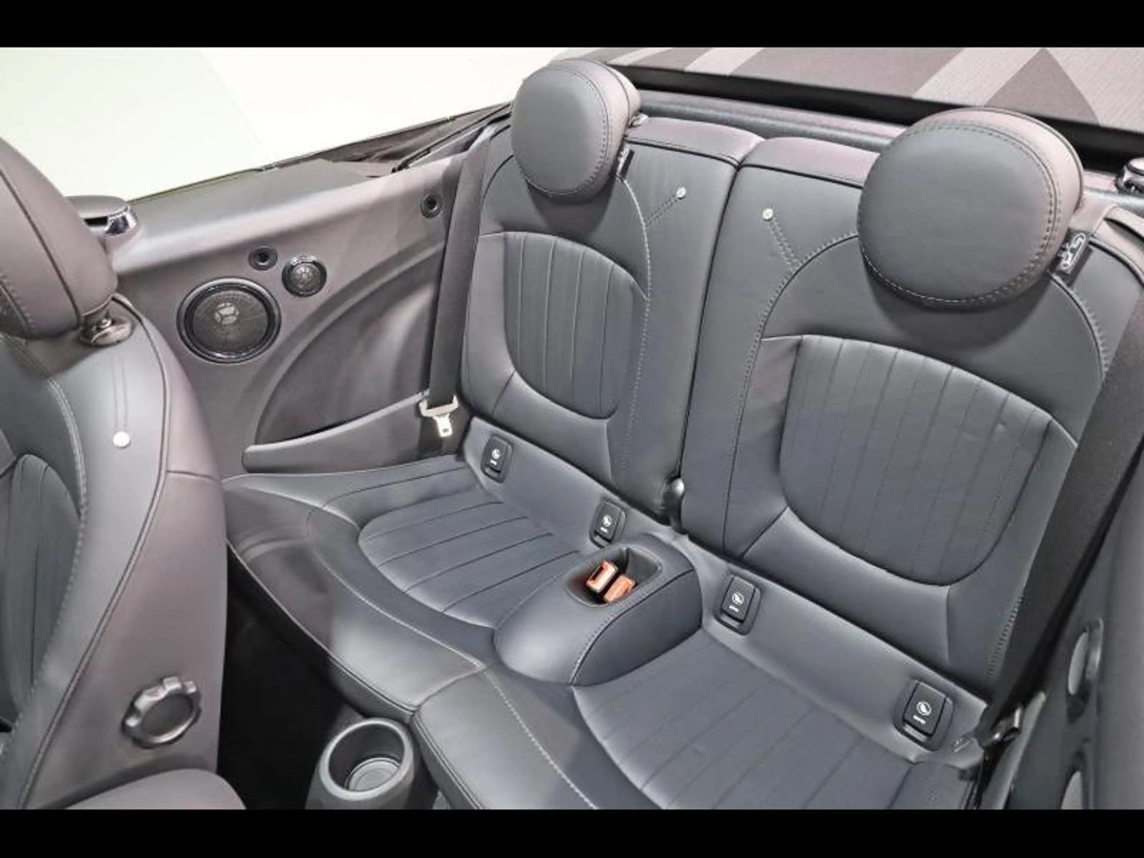 MINI Cooper Cabrio Kit JCW — photo 15