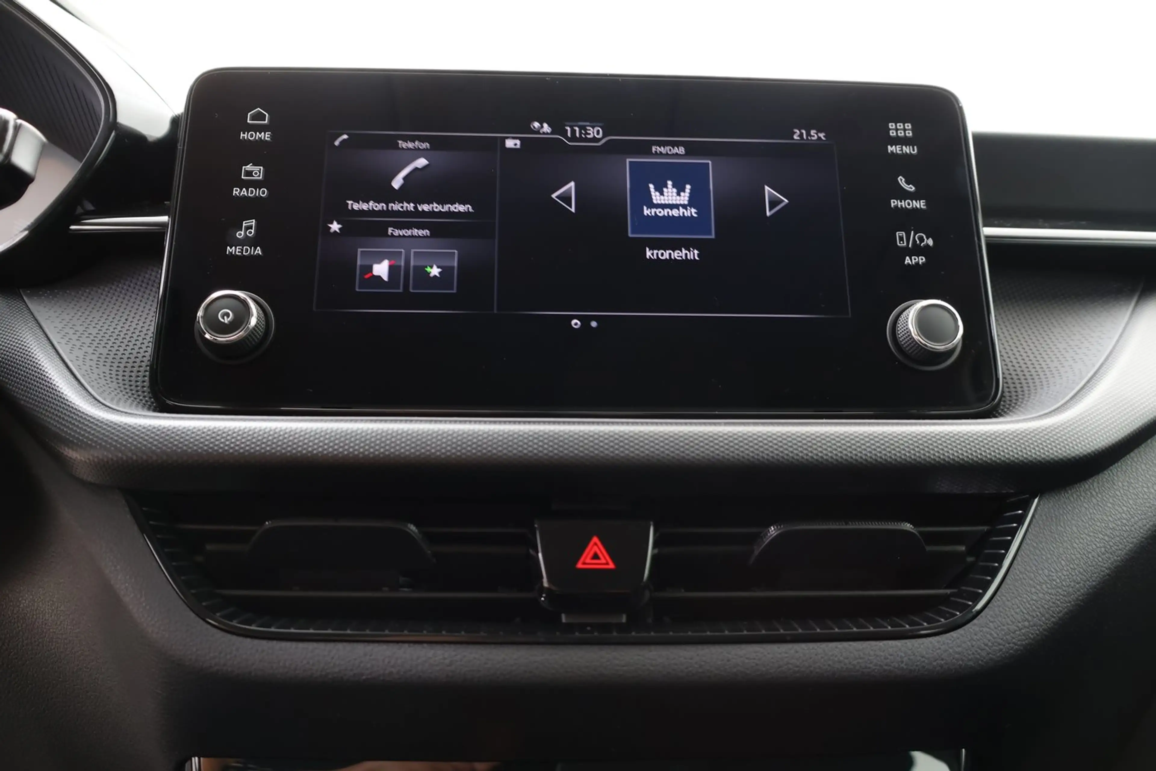 Skoda Fabia Essence TSI — photo 6
