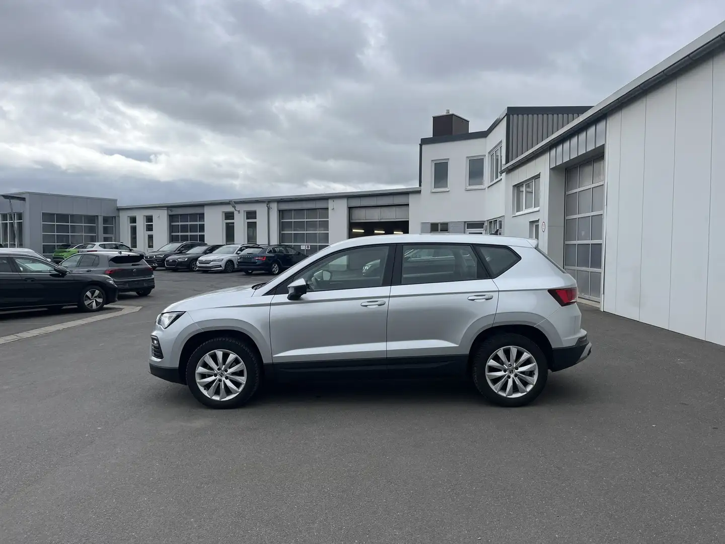 SEAT Ateca 1.5 TSI Style 138€ m. 20% Anzahlung AHK Digital Silber - 2