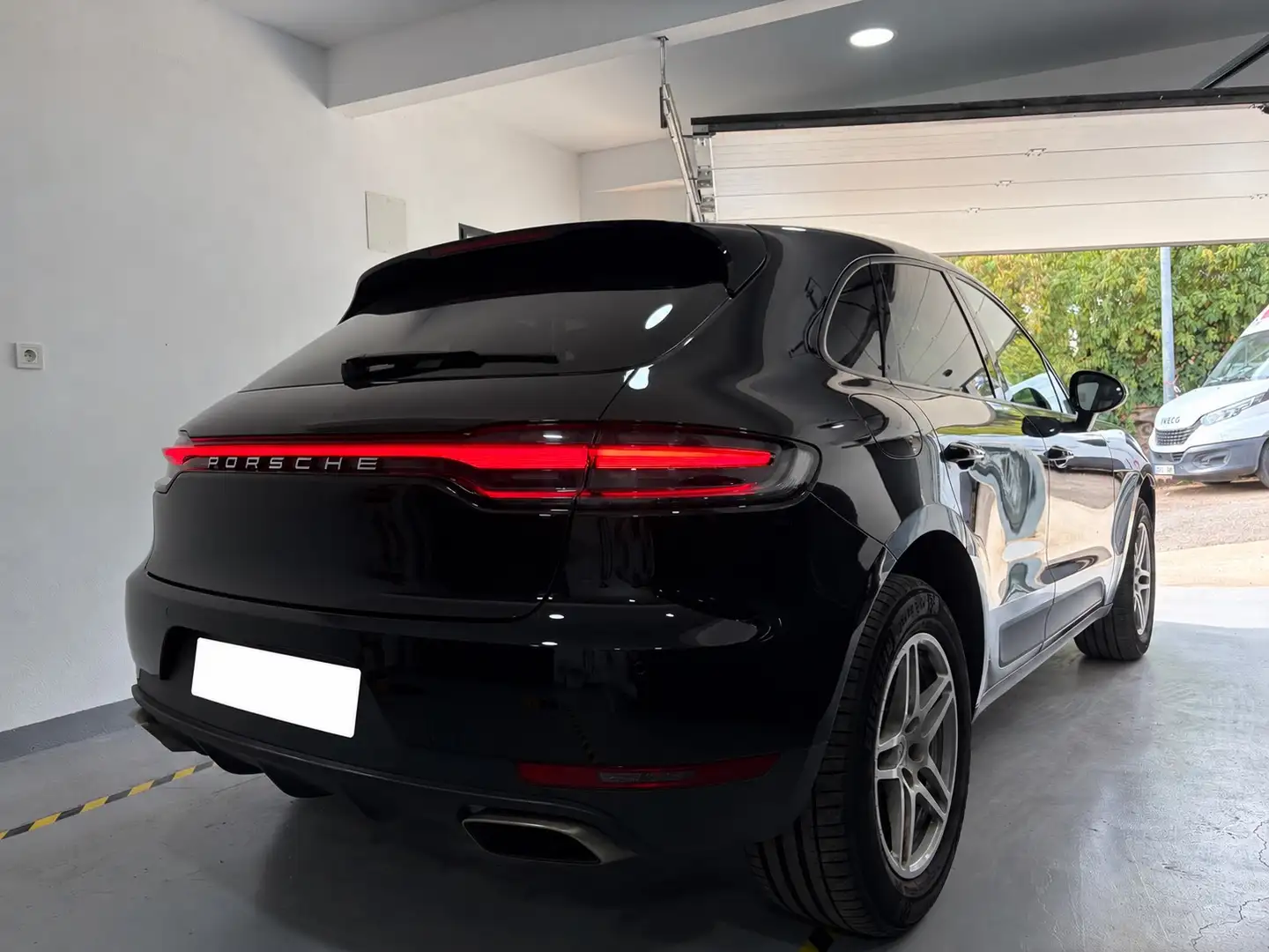 Porsche Macan Aut. - 2