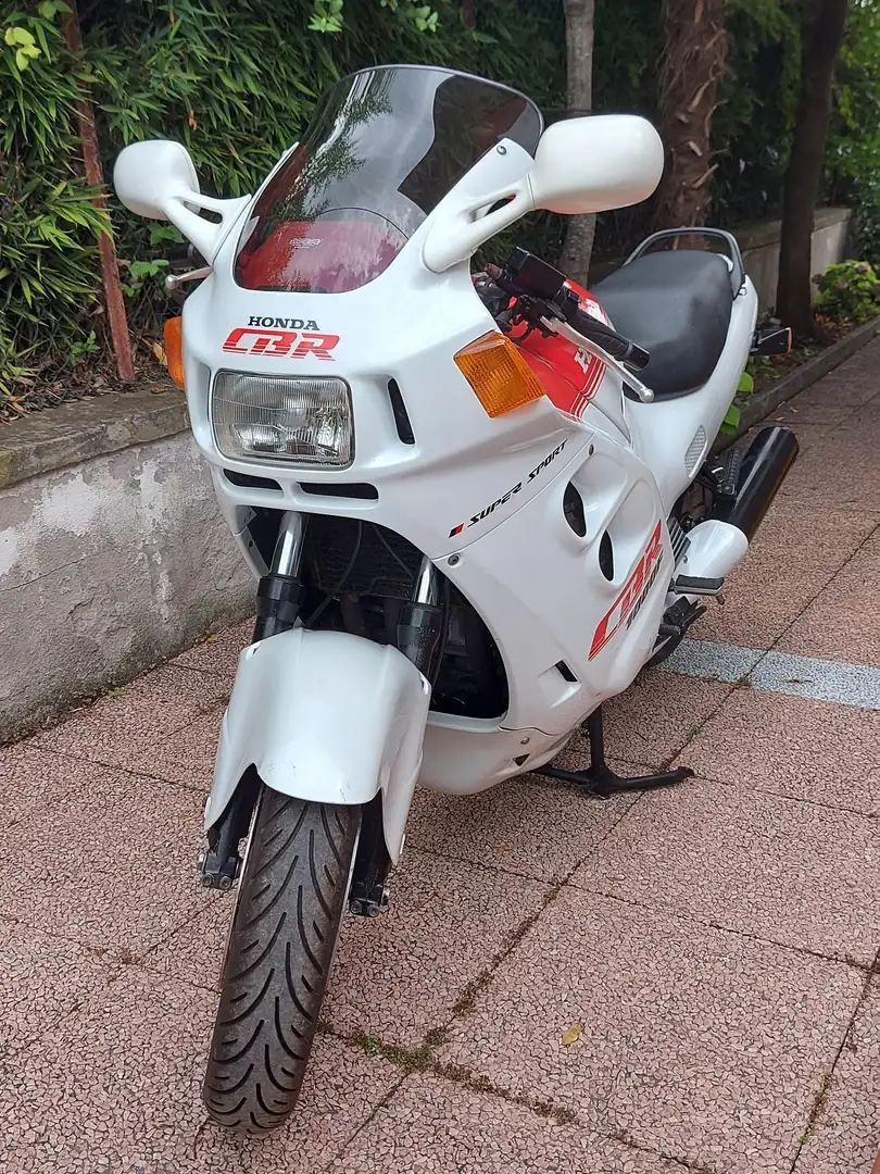 Honda CBR 1000 SC21 Beyaz - 1