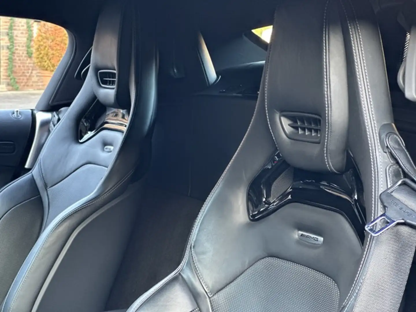 Mercedes-Benz AMG GT C *BURMESTER*AMG-PERFORMANCE*KAMERA Noir - 2