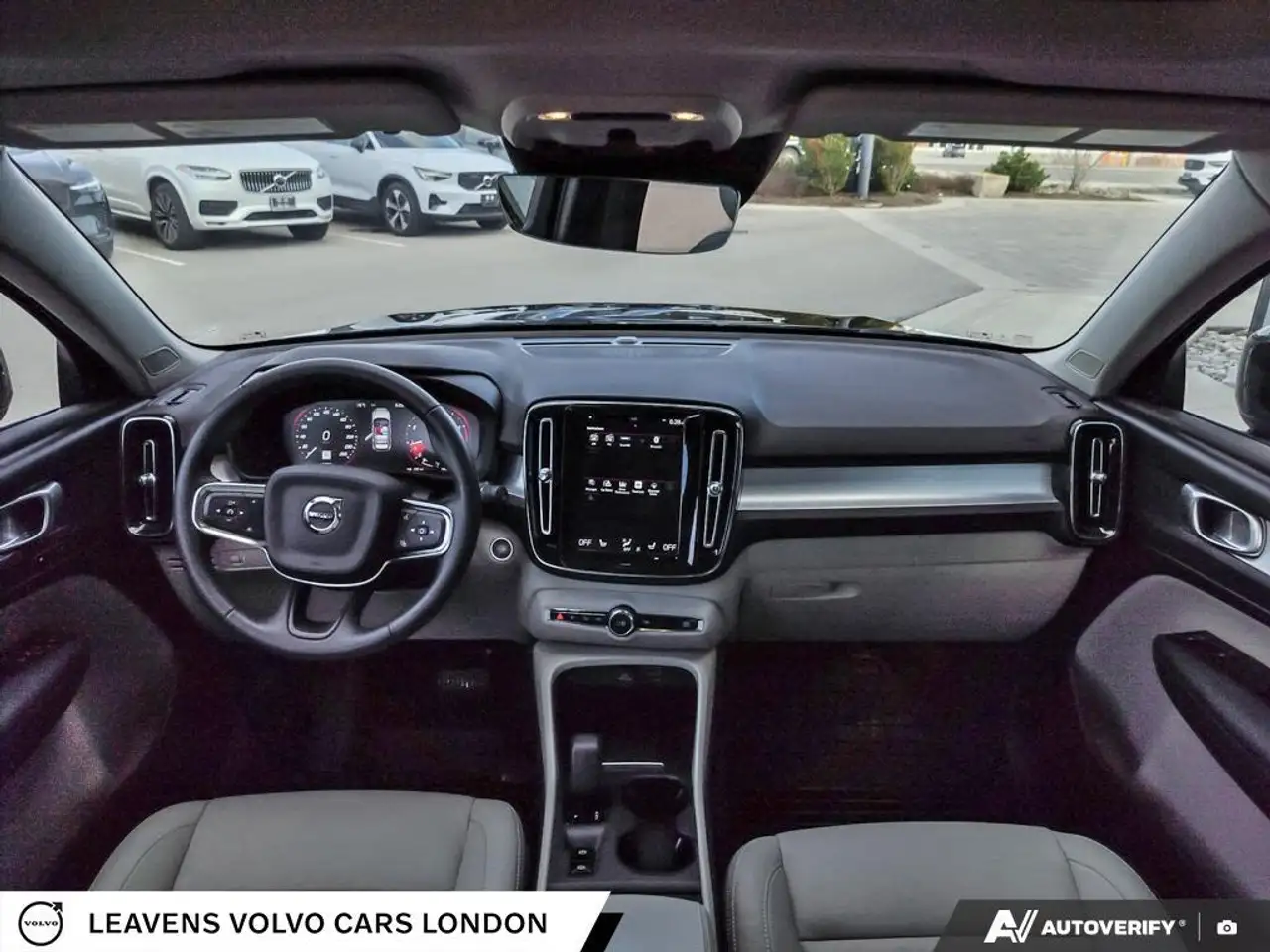 Volvo XC40 снимка Volvo XC40