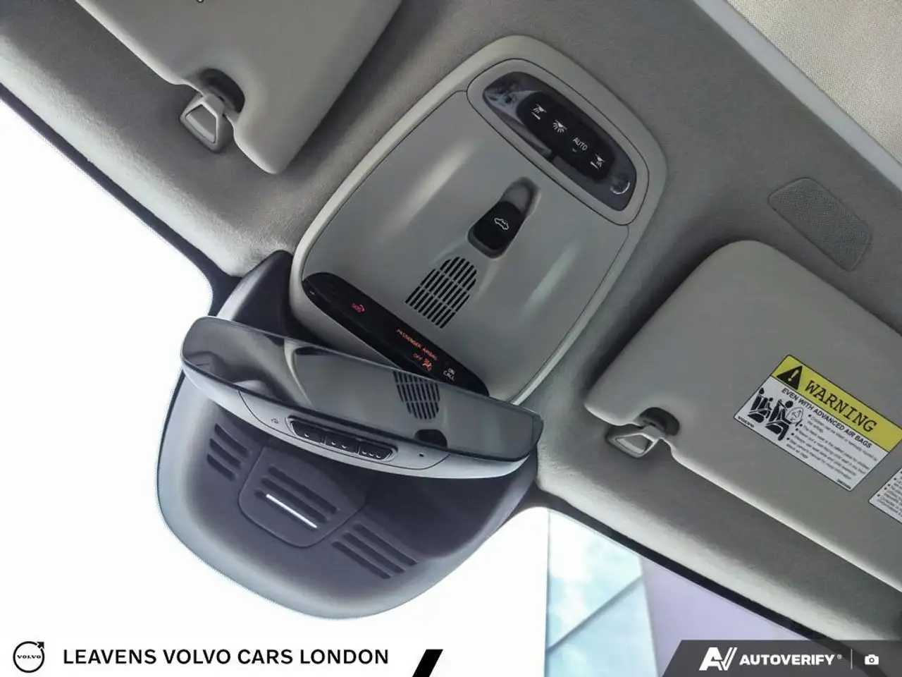 Volvo XC40 снимка Volvo XC40