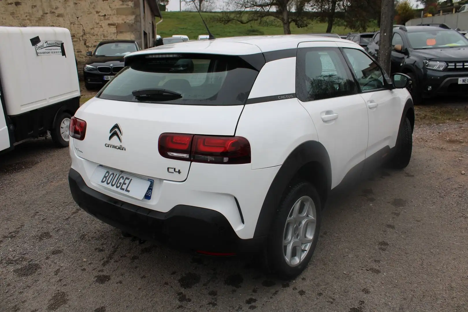 Citroen C4 Cactus FEEL BLUE HDI 100 CV ÉCRAN TACTILE USB JA 16 ATTEL - 2