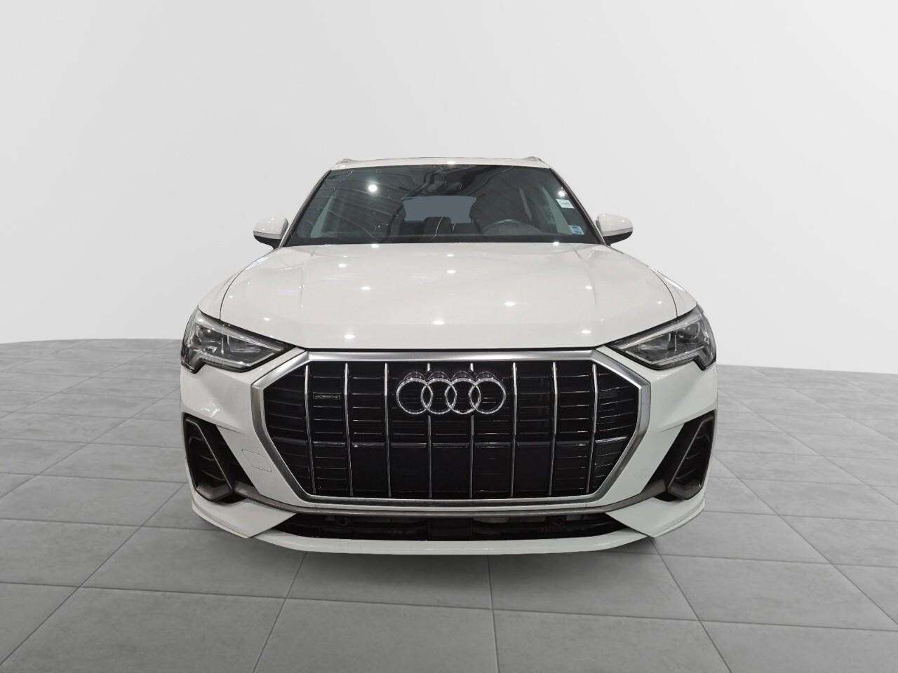 2024 Audi Q3 Progressiv 45 TFSI quattro alt 3