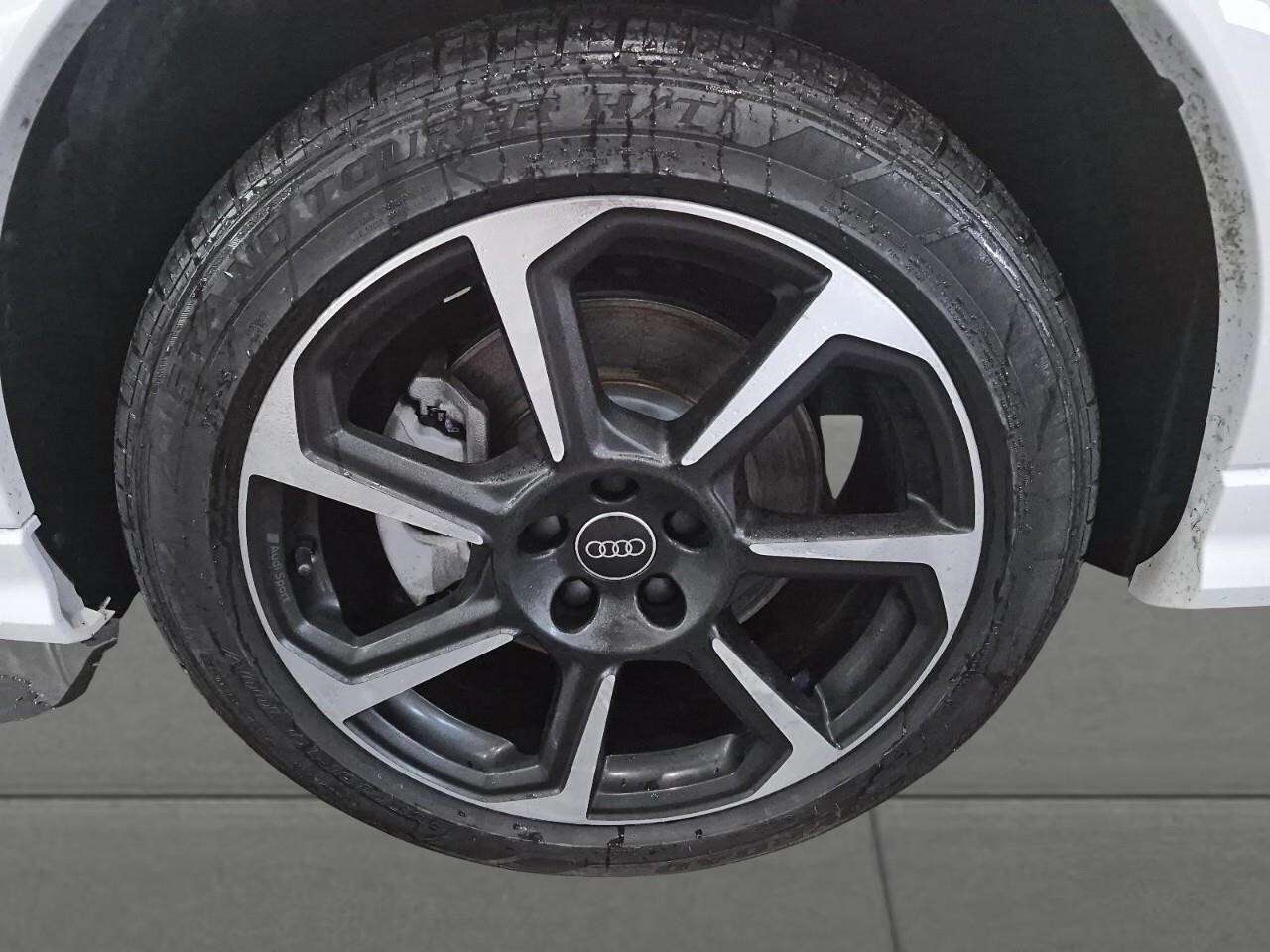 2024 Audi Q3 Progressiv 45 TFSI quattro thumb 25
