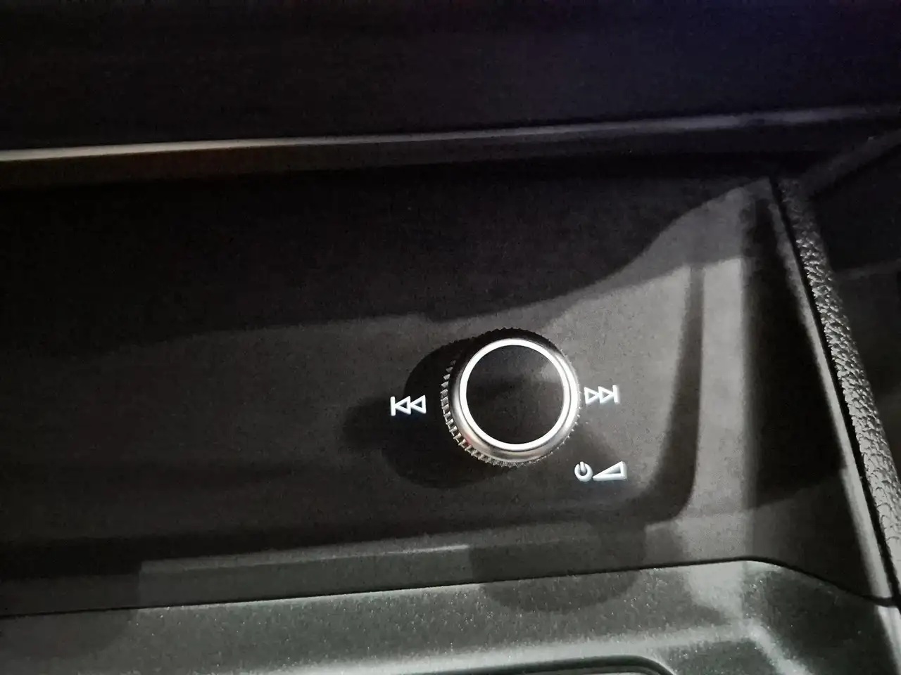 Audi Q3 снимка Audi Q3