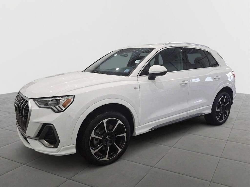 2024 Audi Q3 Progressiv 45 TFSI quattro alt 2