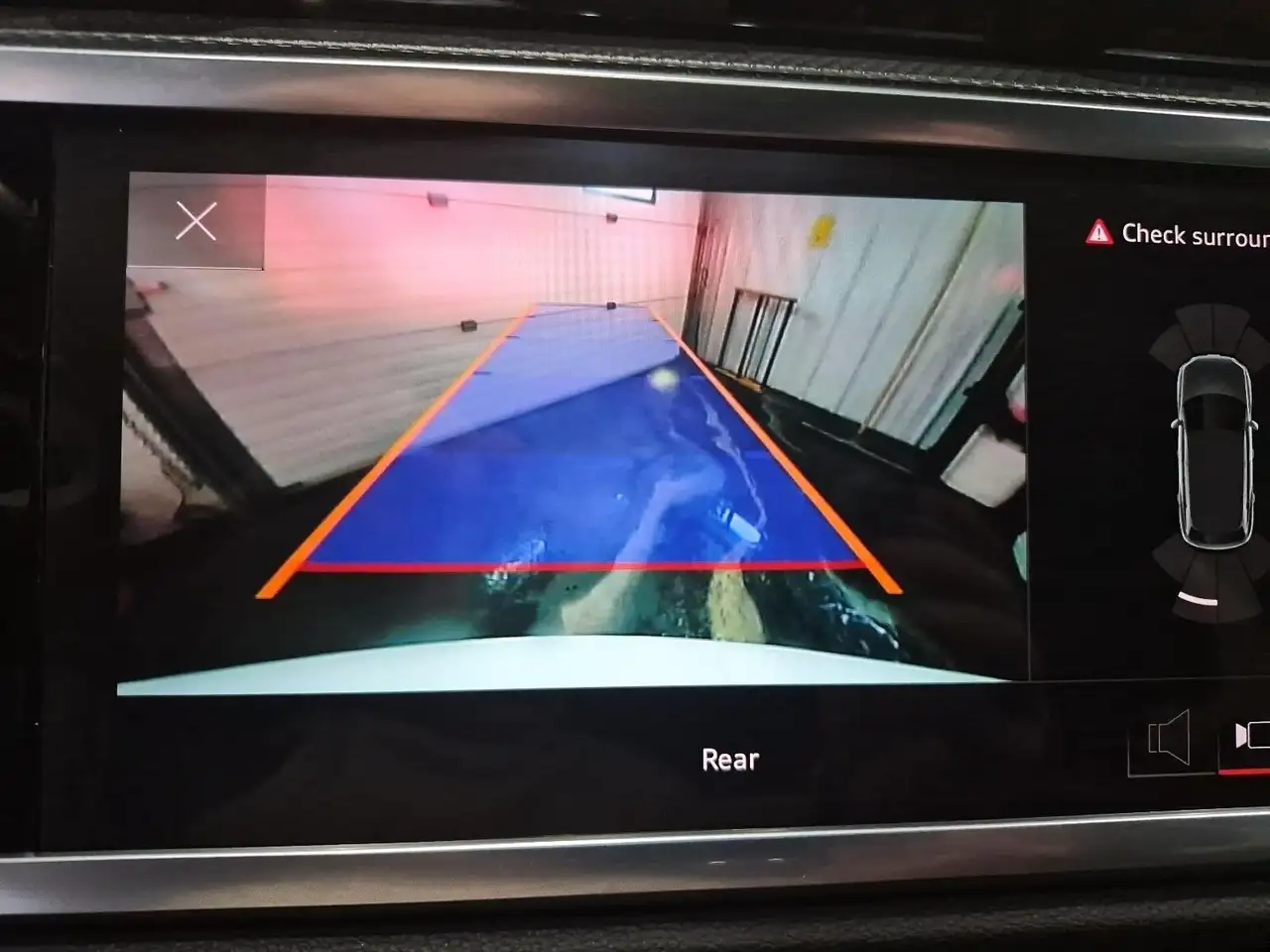 Audi Q3 снимка Audi Q3